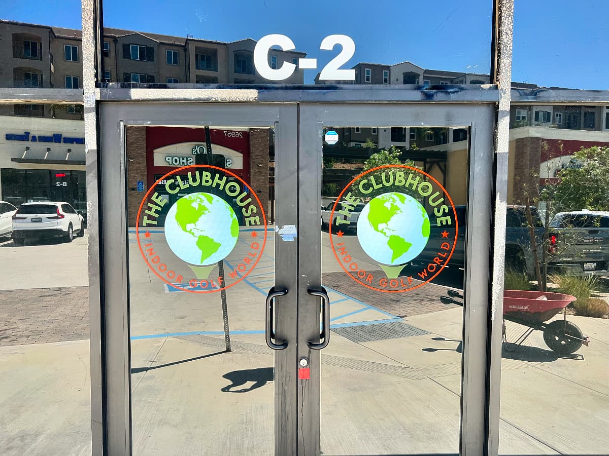 The Clubhouse Indoor Golf World - Image 9