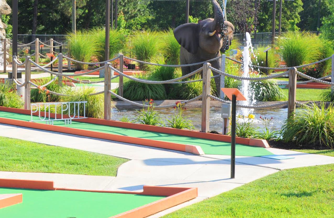 Putt-Putt Golf Course - Image 1