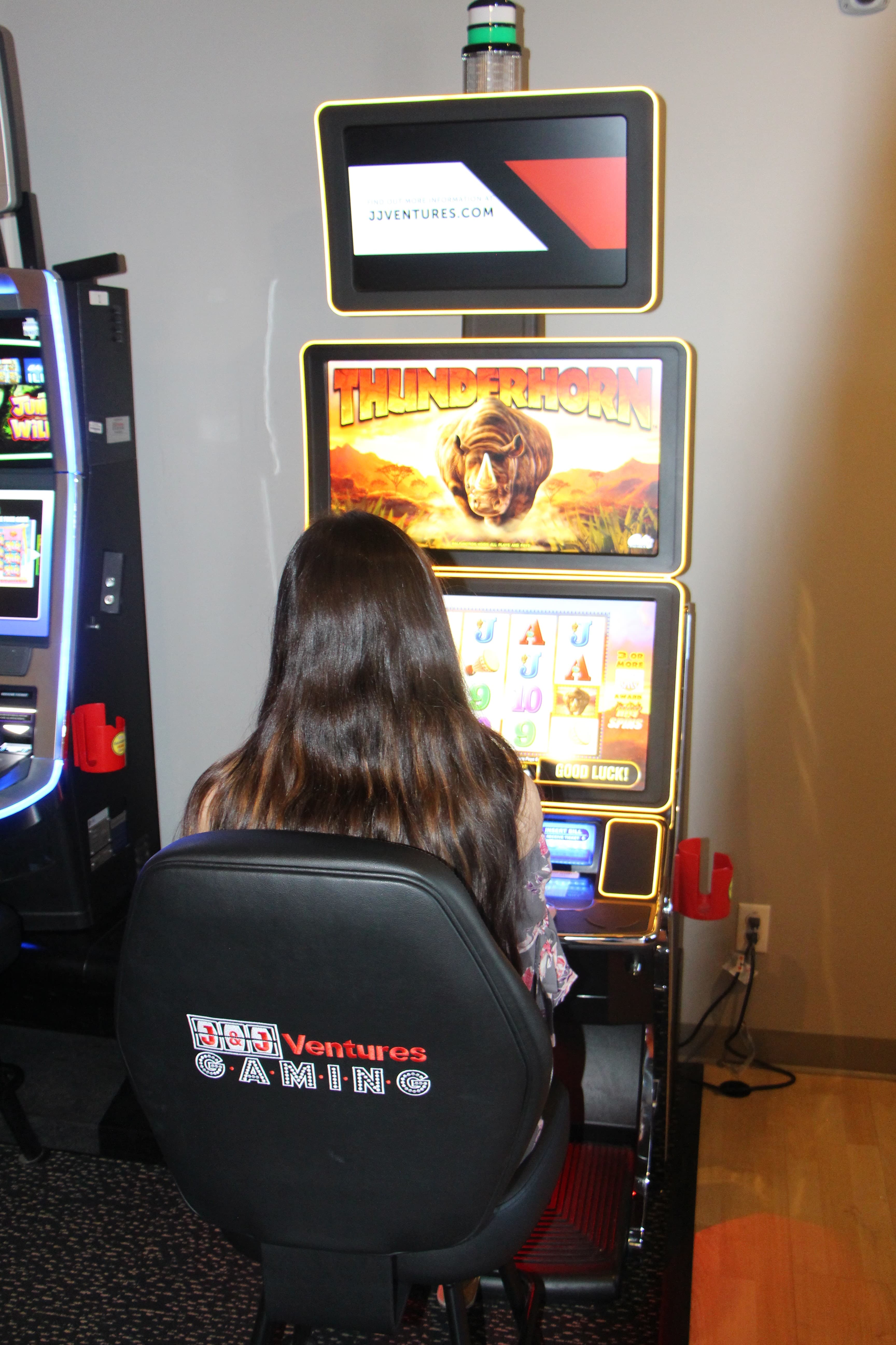 Lucky George's - Image 8