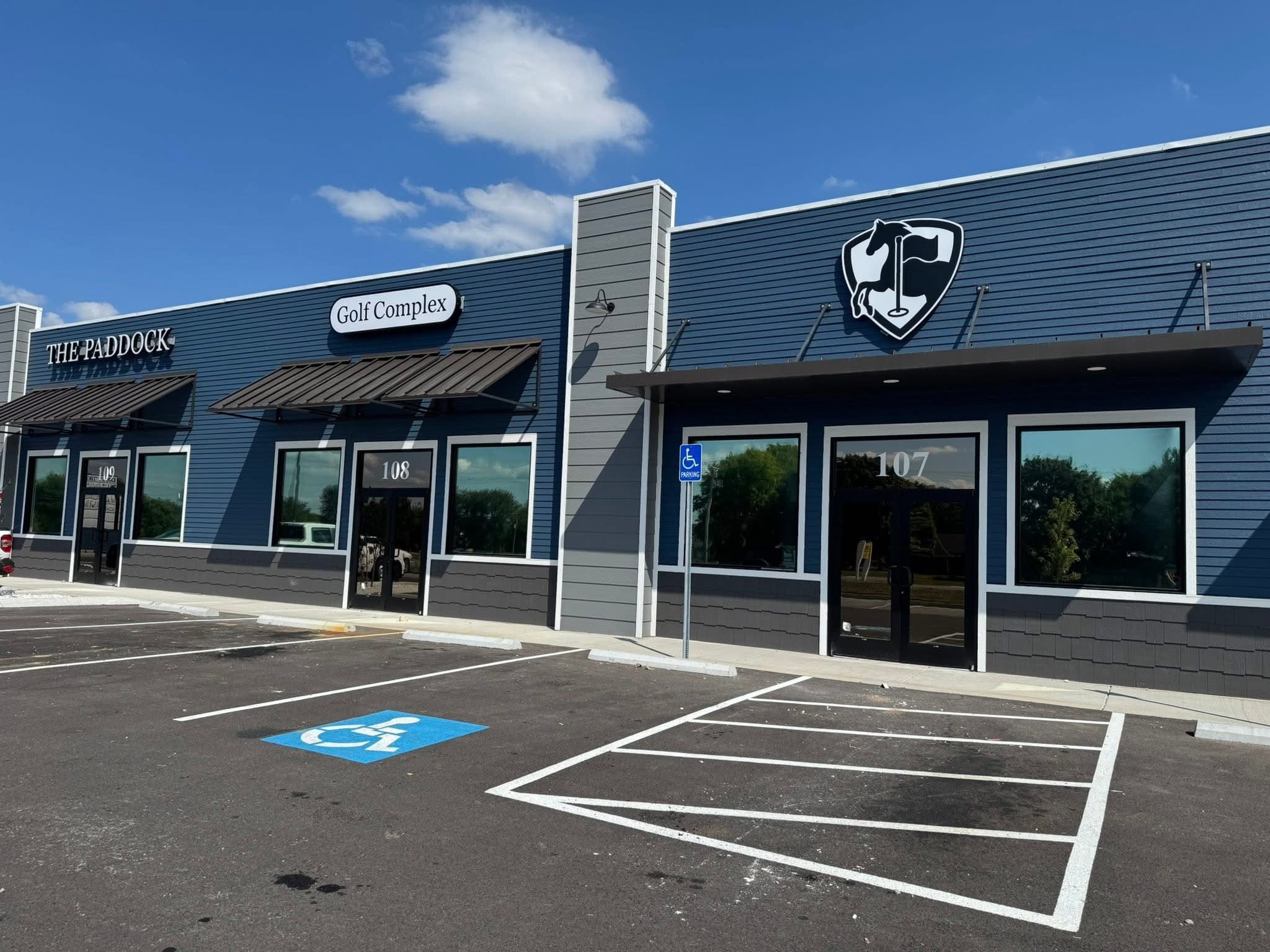 Paddock Golf - Image 1