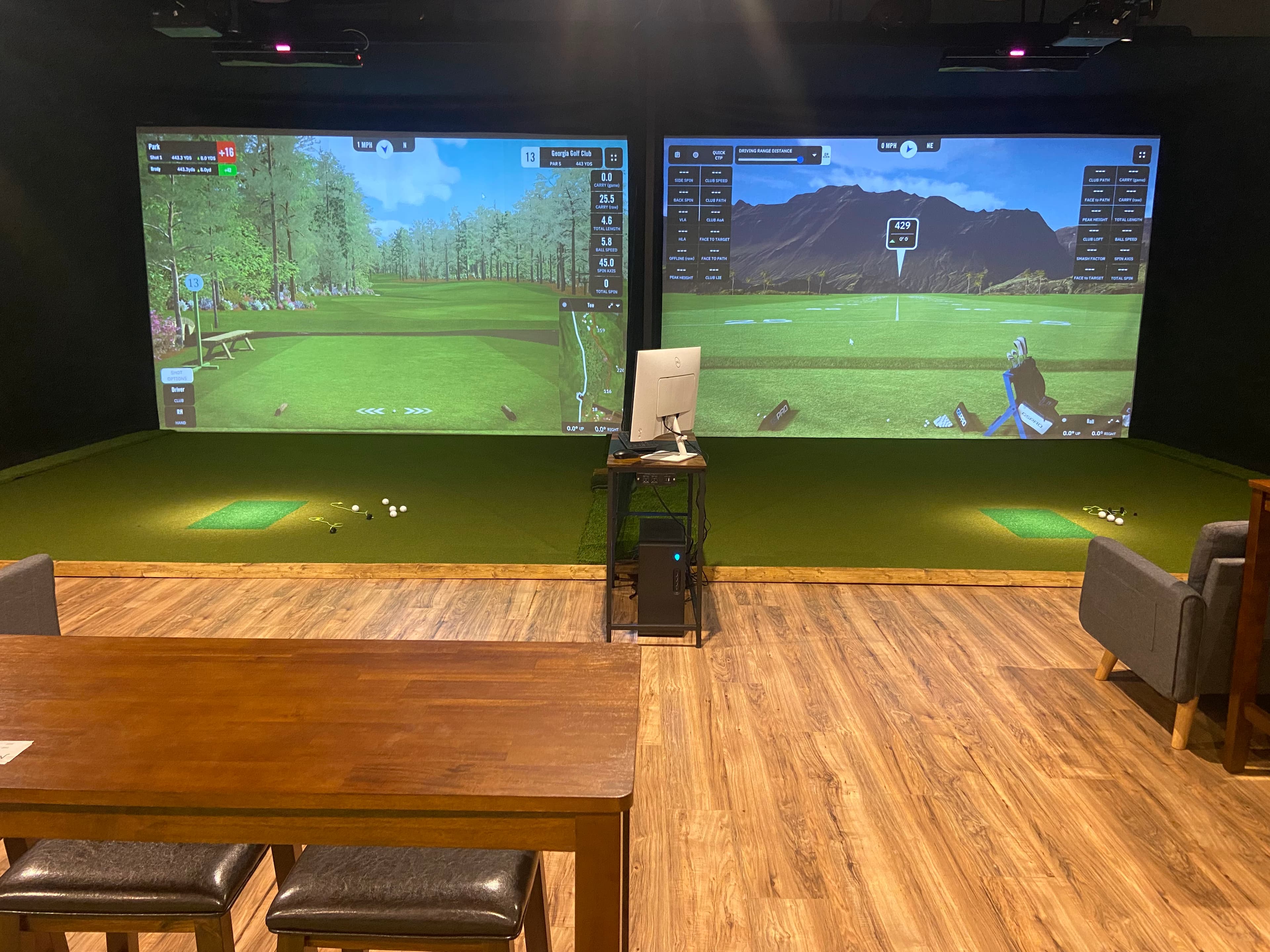 Mulligans Indoor Golf - Image 1