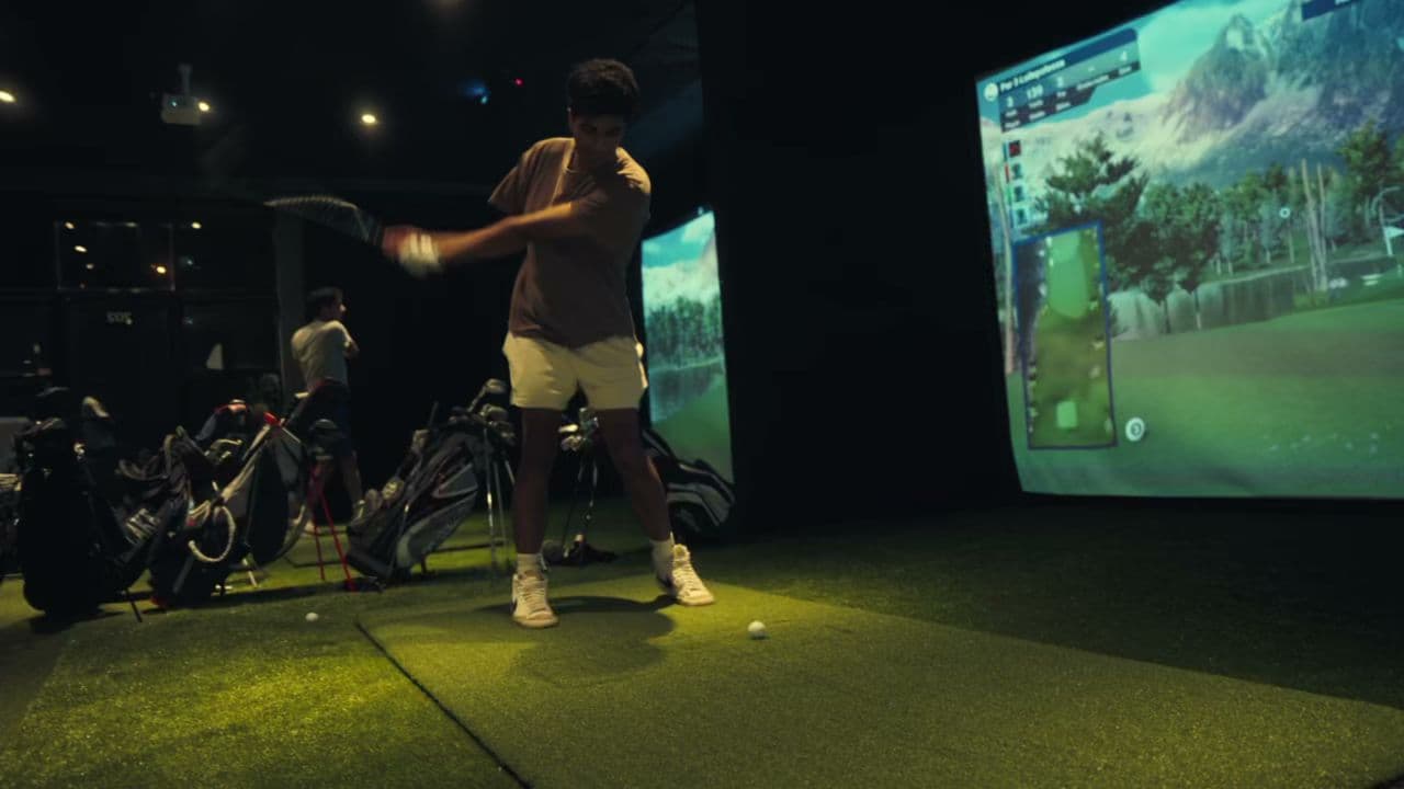 Tee up 24 Golf Club - Image 3