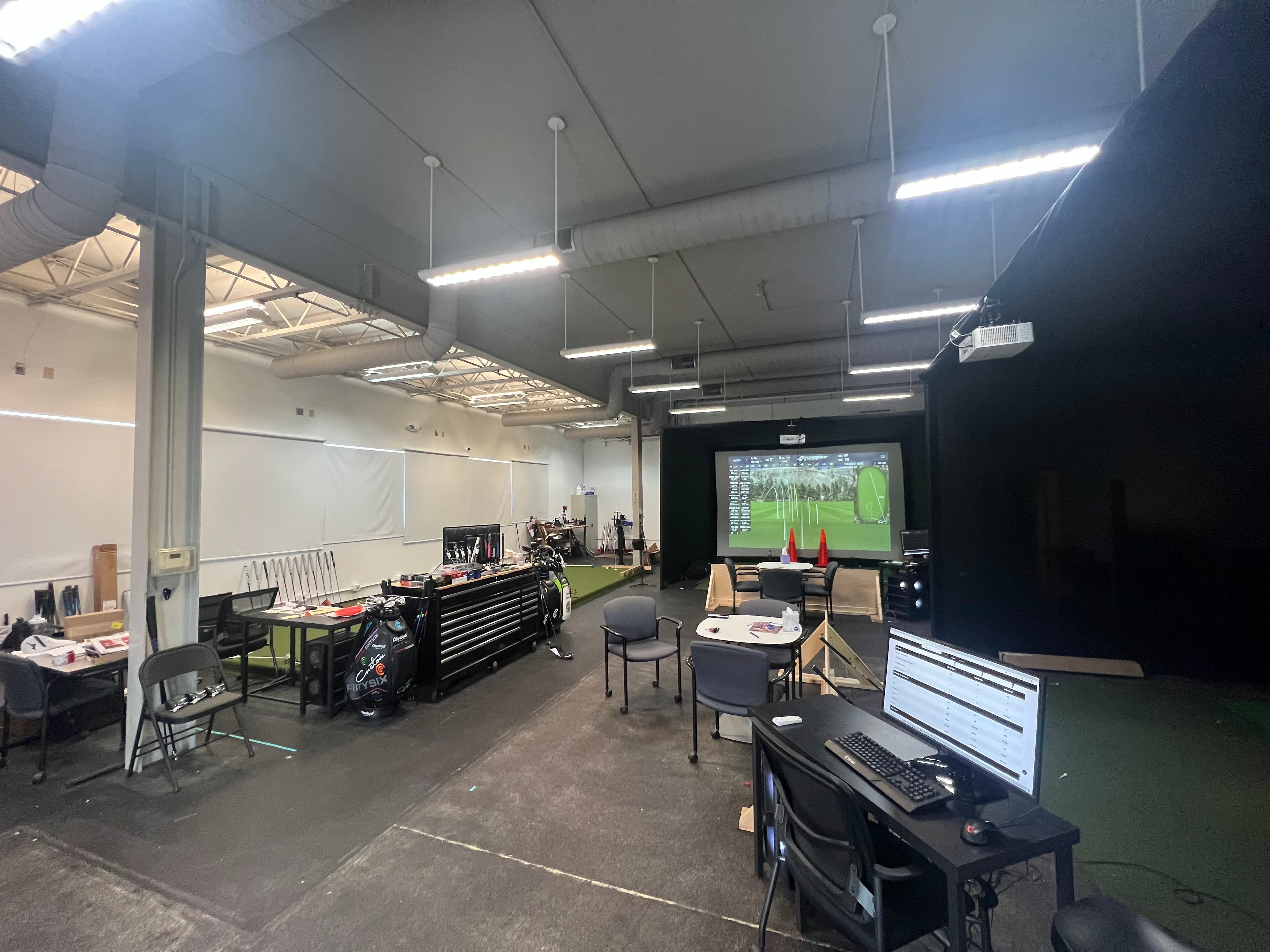 Under Par Golf Studio - Image 9