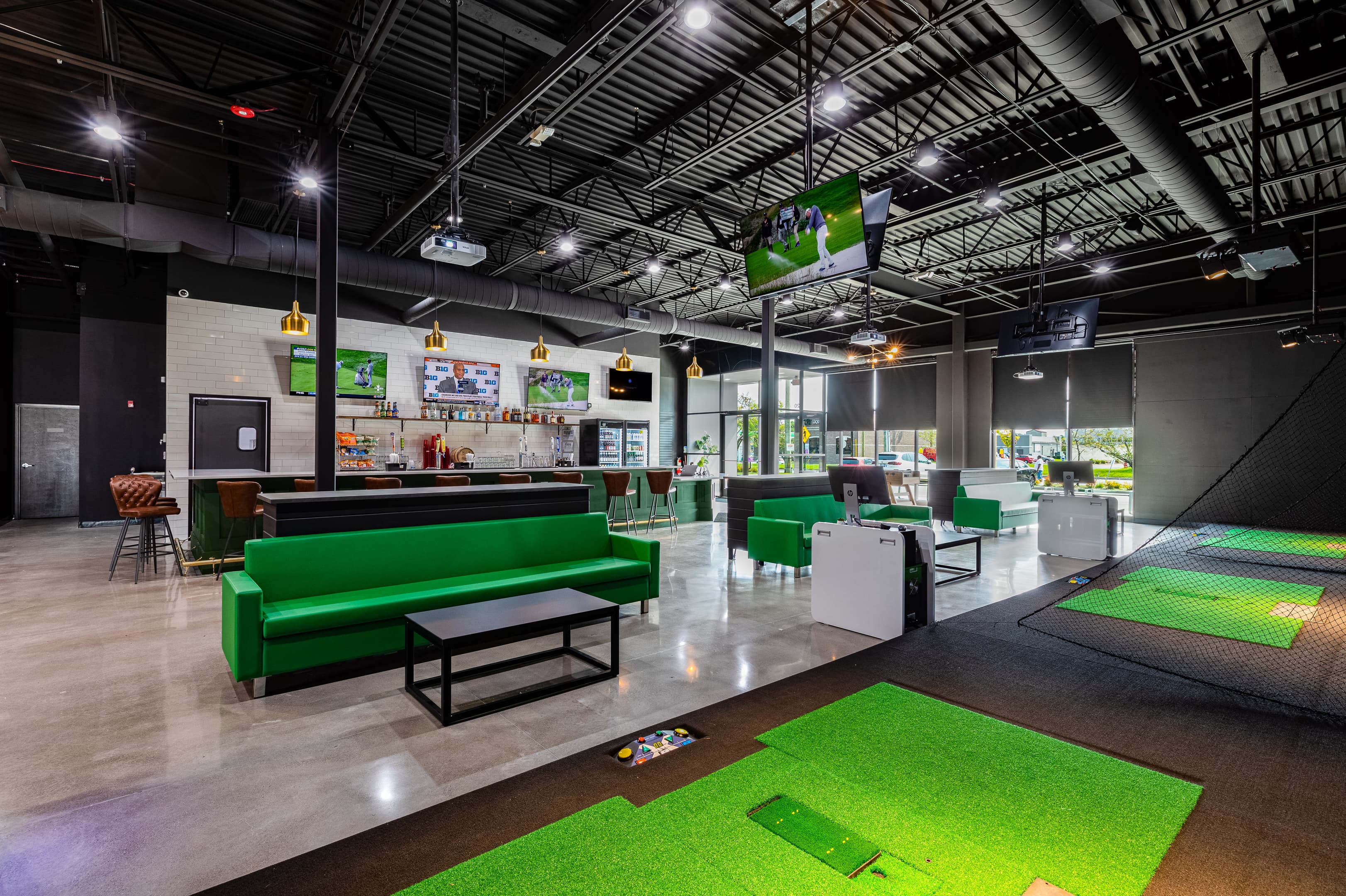 X-Golf Royal Oak - Image 3