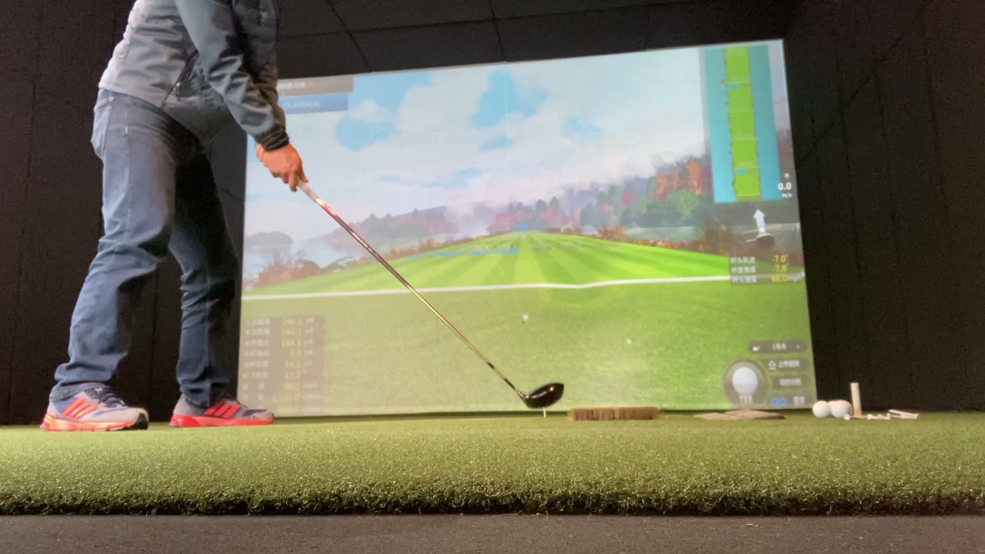 RG Golf Simulator Showroom 如歌高尔夫模拟器北美 - Image 6