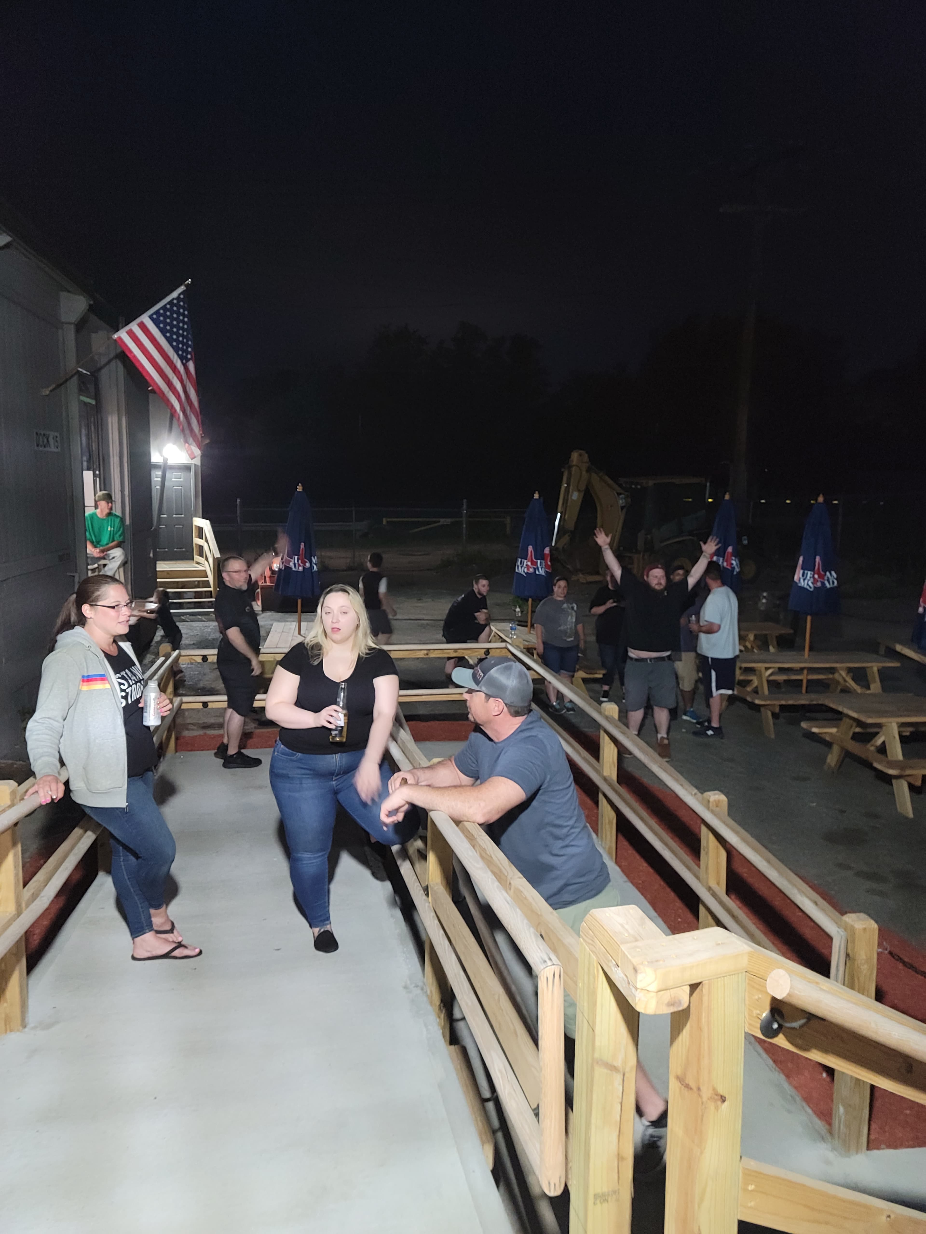 Tee Up Taproom golf simulators and bar - Image 10