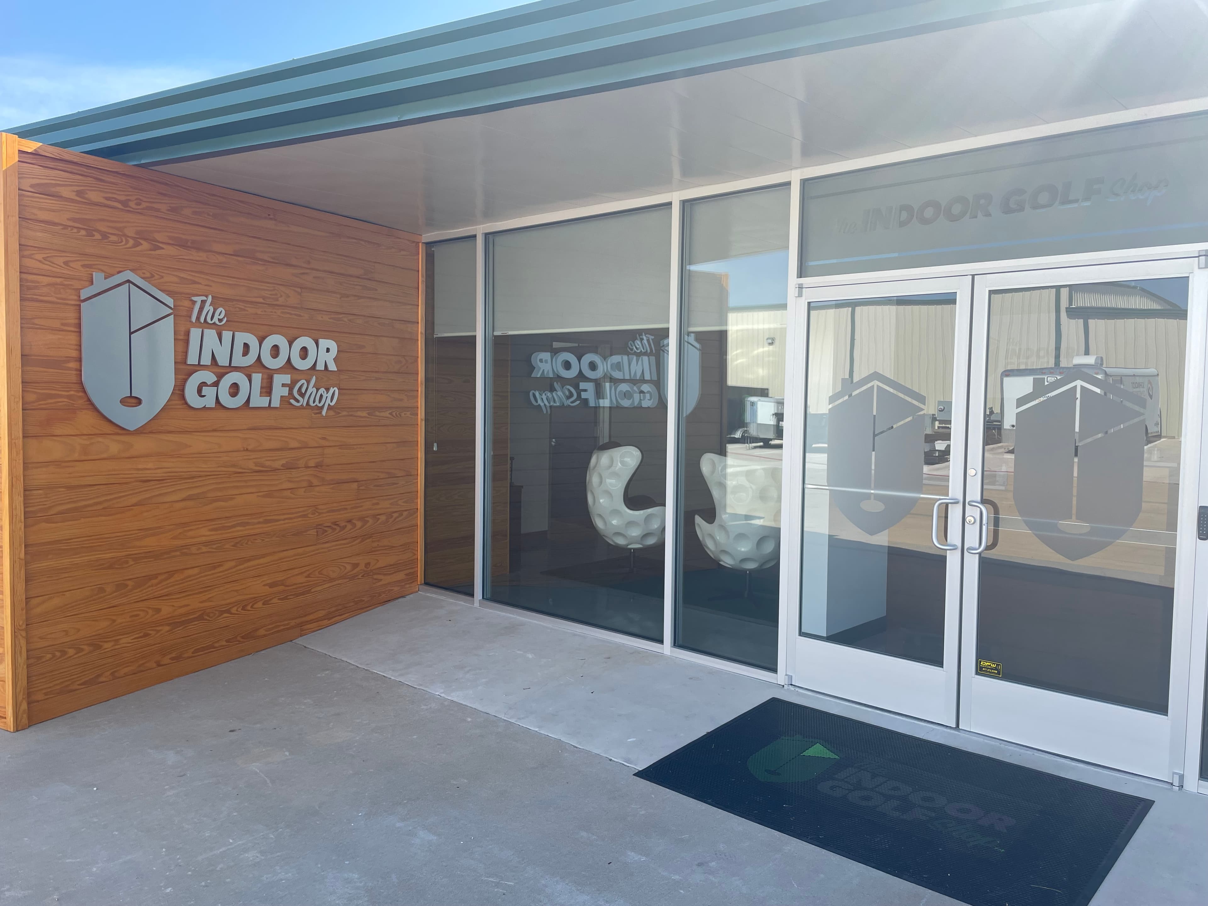 The Indoor Golf Shop - Image 1