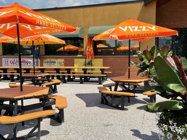 Dominion Golf Restaurant - Image 4