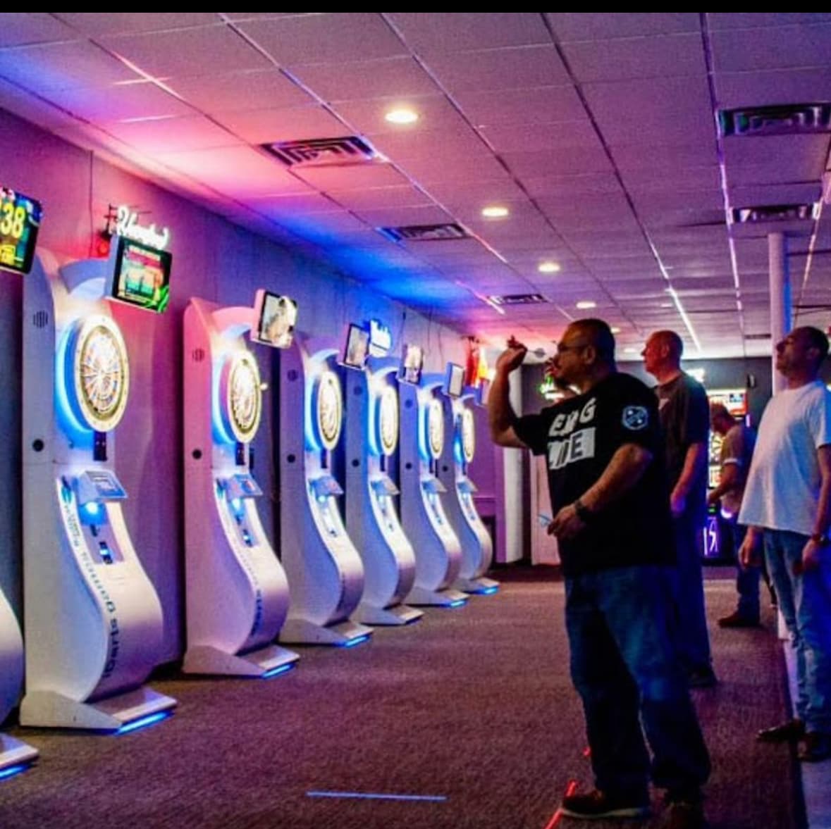 RIX Sports Bar - Image 5