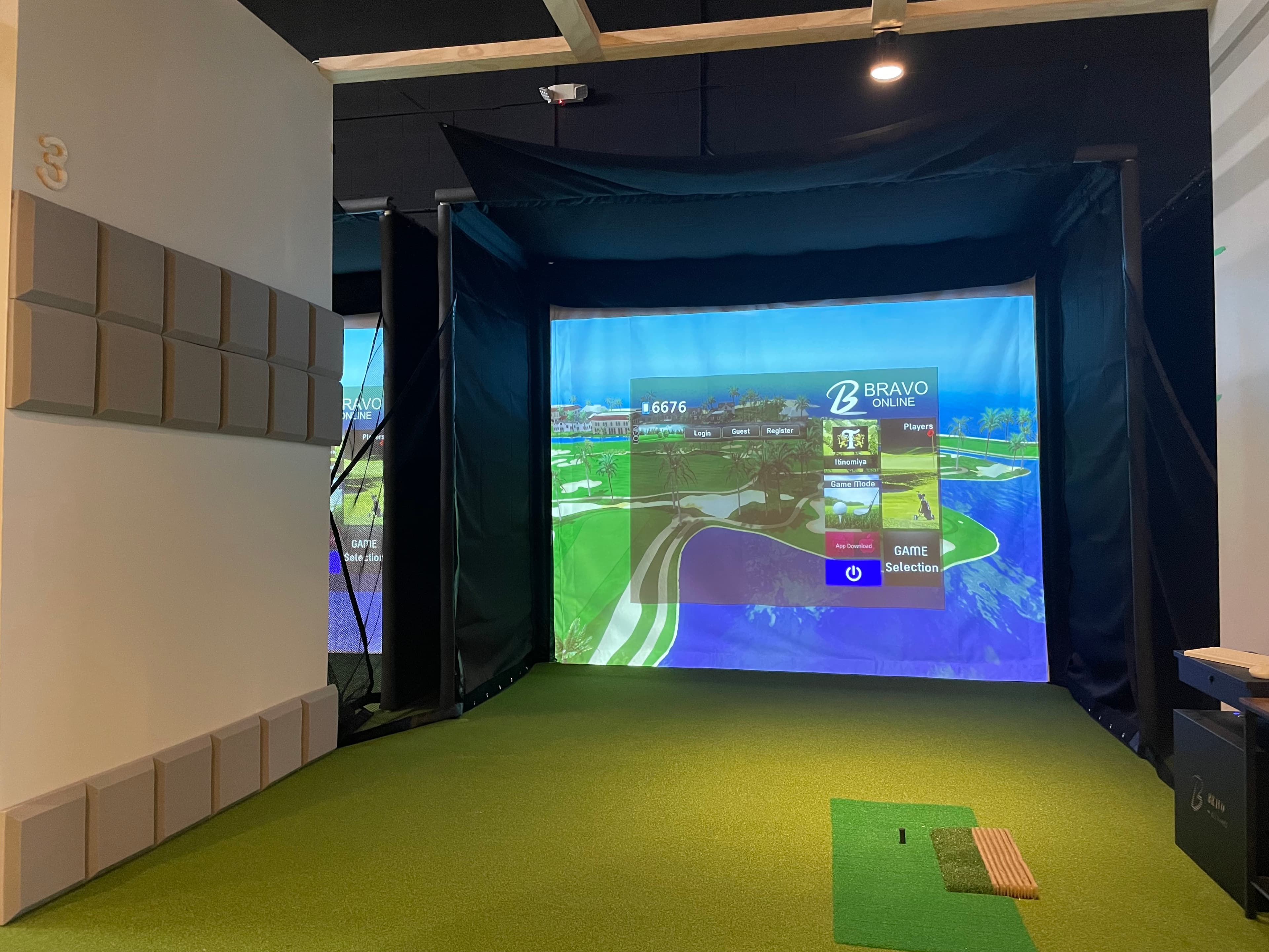 TARGET Indoor Golf - Image 1