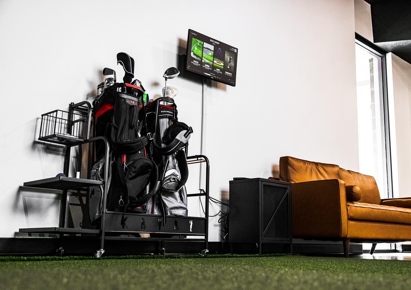 Hive Golf Olympus Hills - Image 5