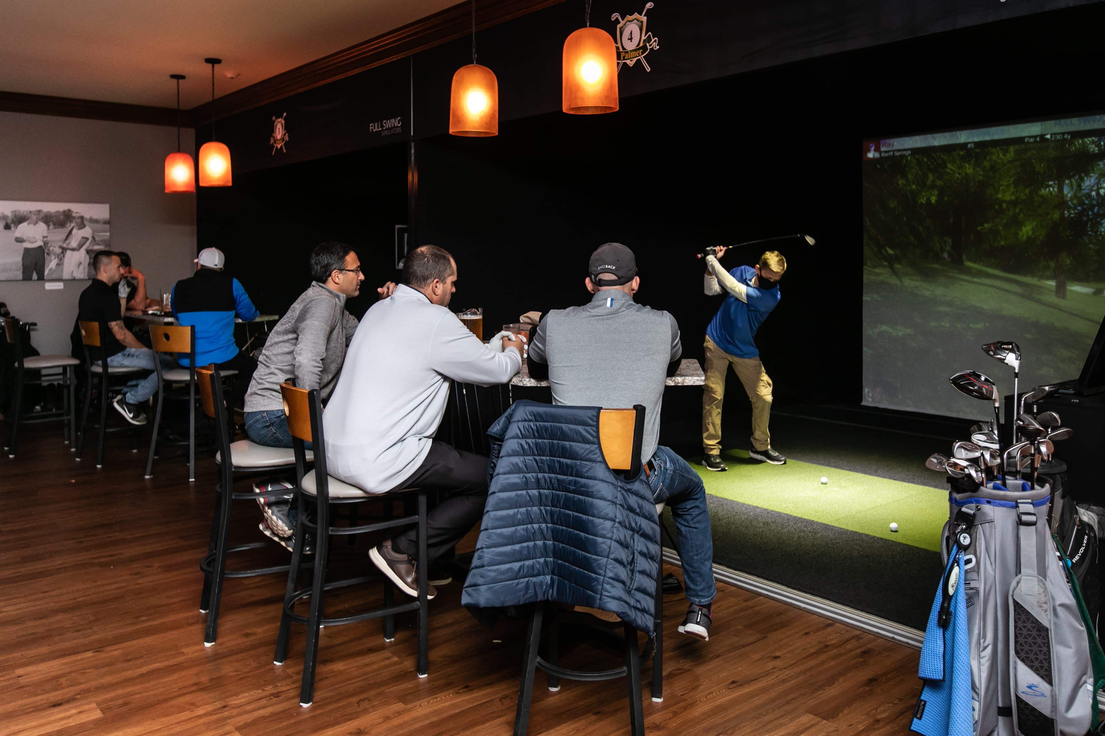 AVID Indoor Golf - Image 3