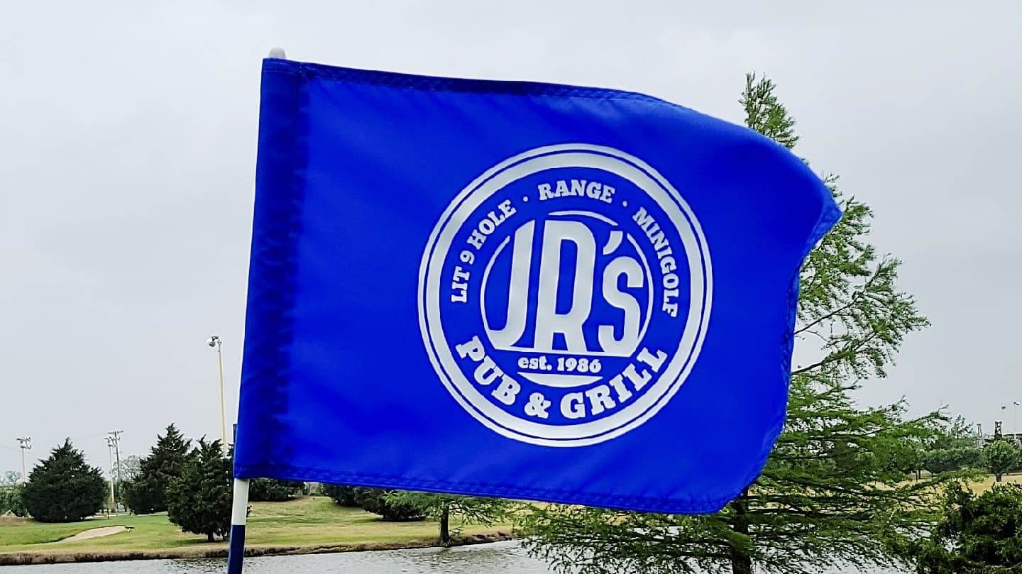 JR's Pub & Grill - Image 6