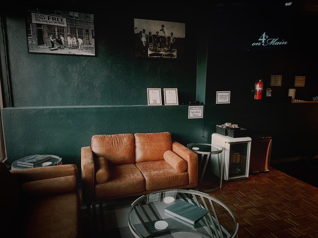 4's on Main - Image 1