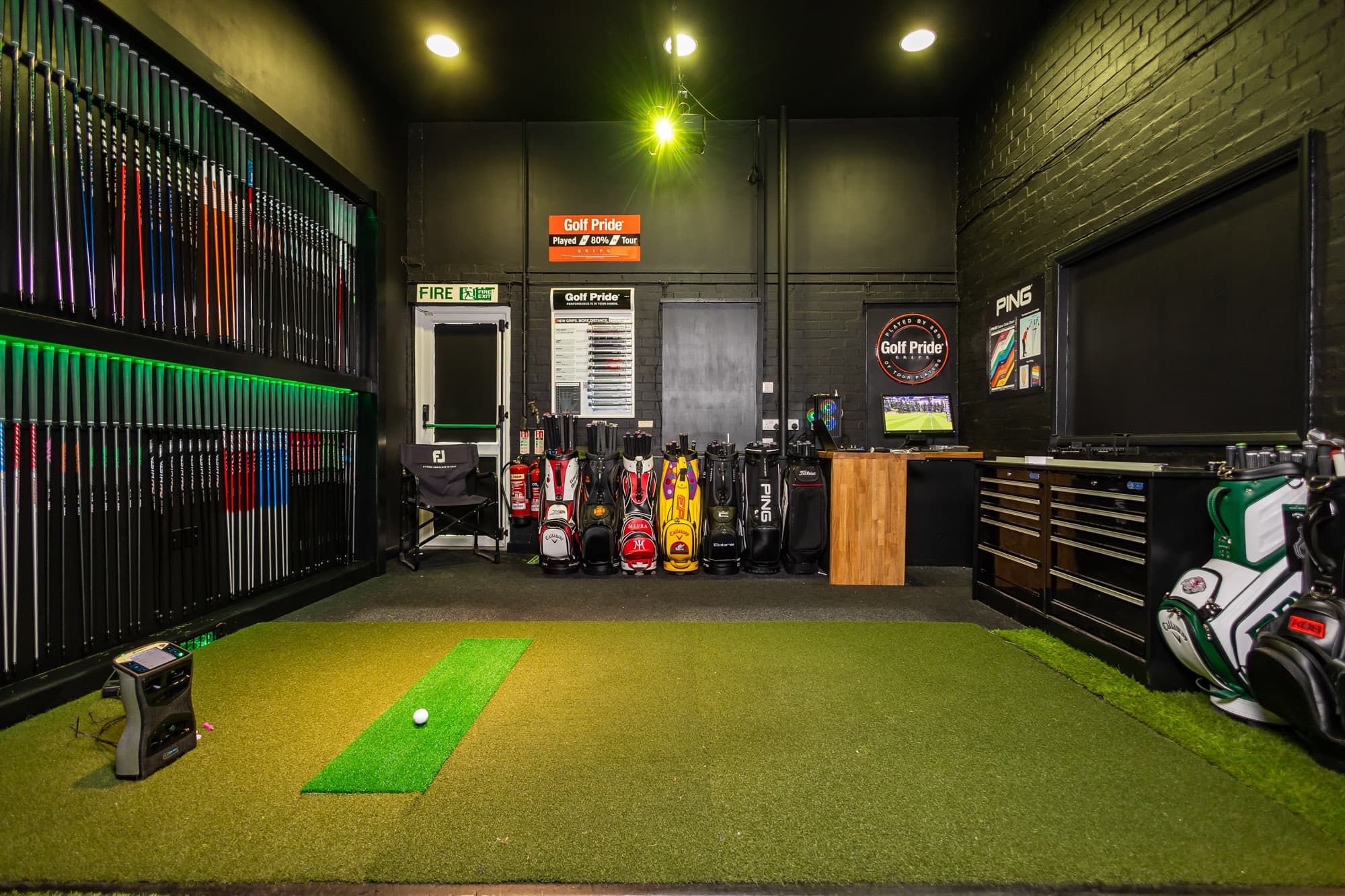 Custom Lab Golf - Image 4