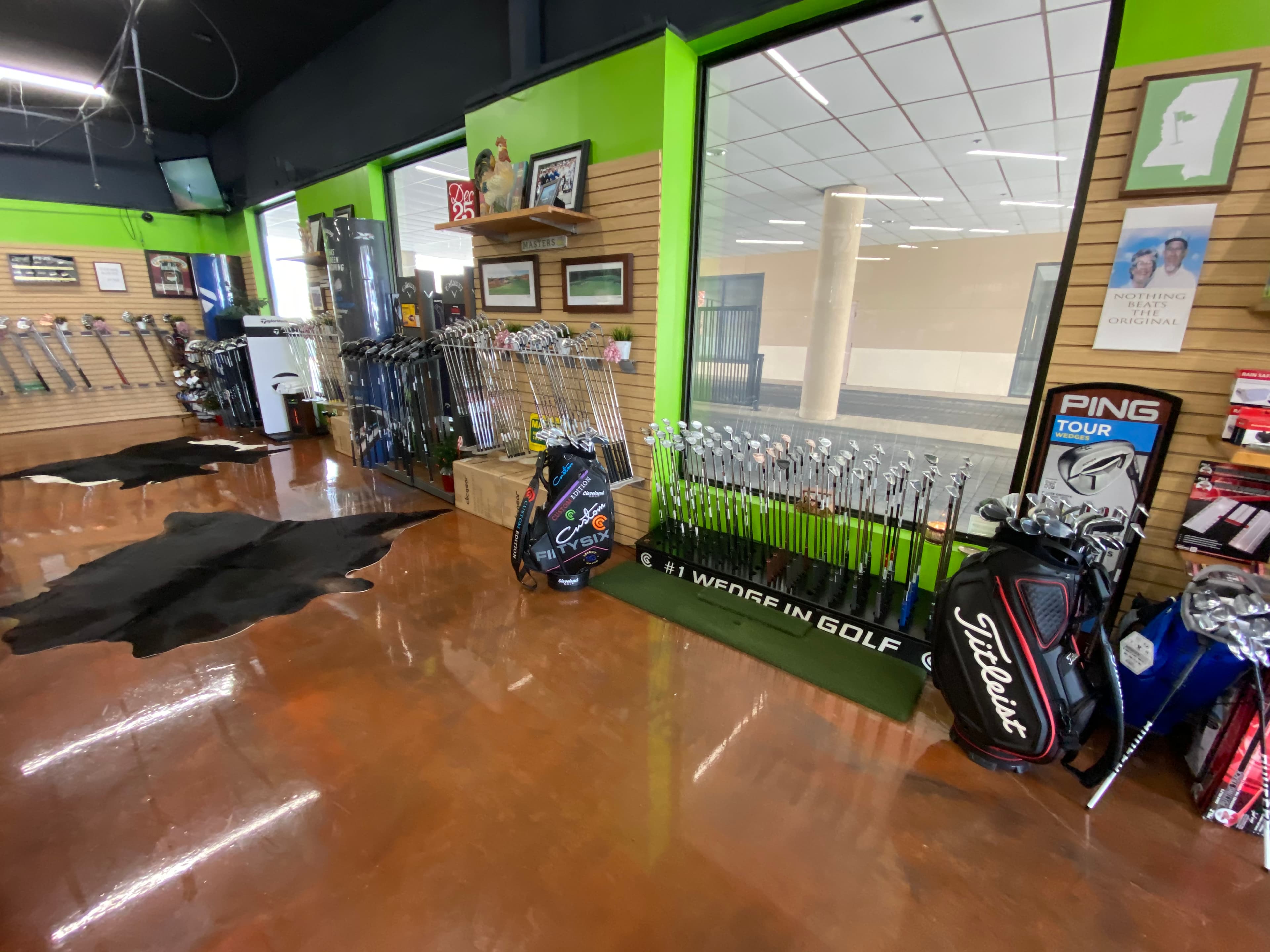 Nevada Bob's Golf Shop - Image 4