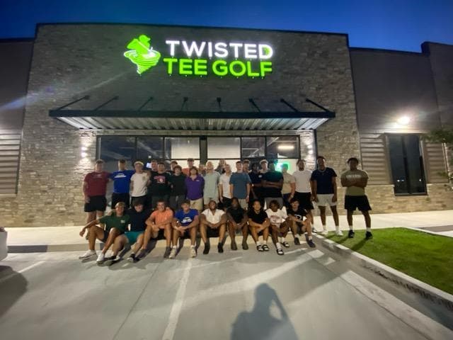 Twisted Tee Golf - Image 9