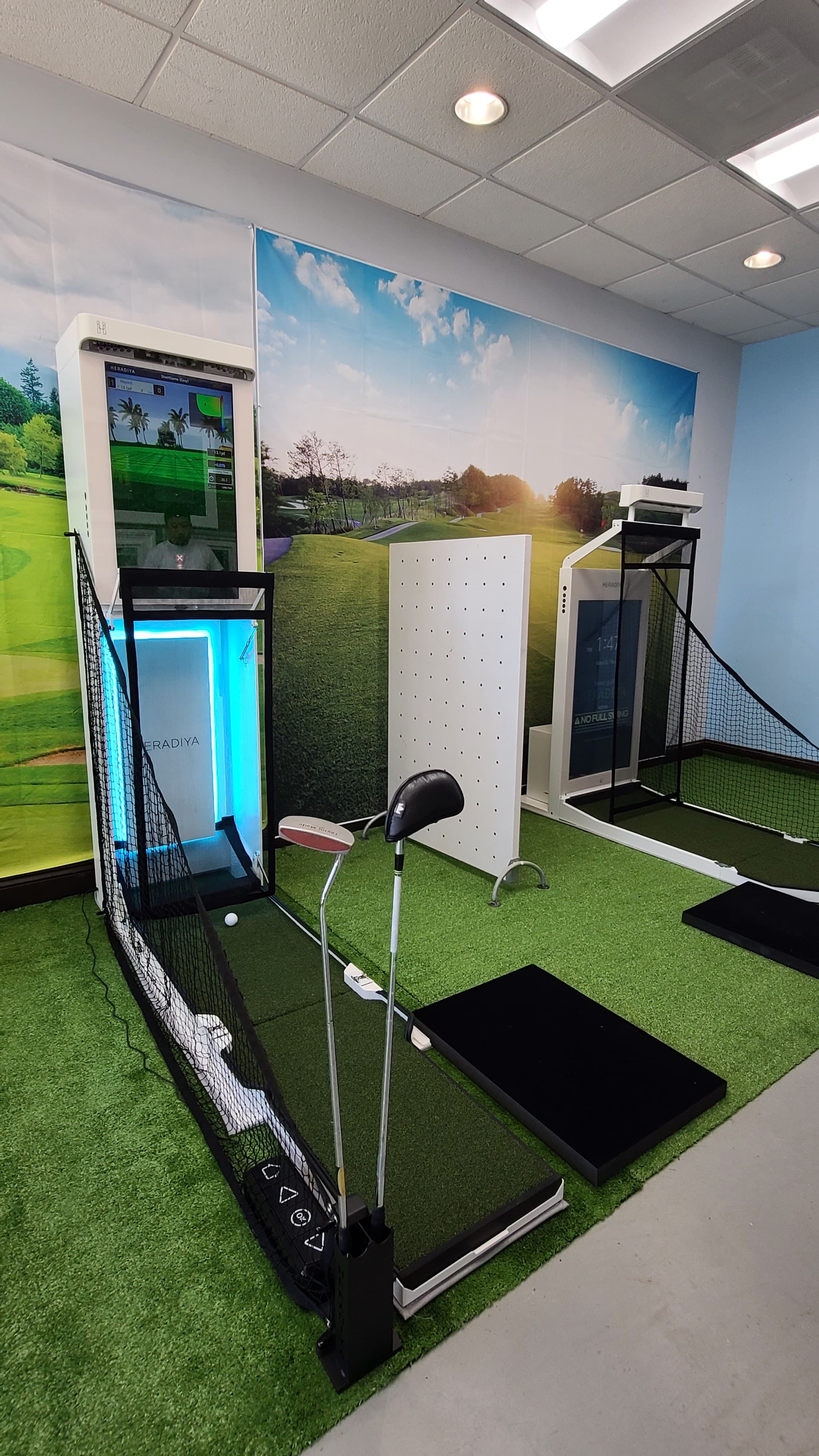 Home Golf Simulator Heradiya US - Image 1