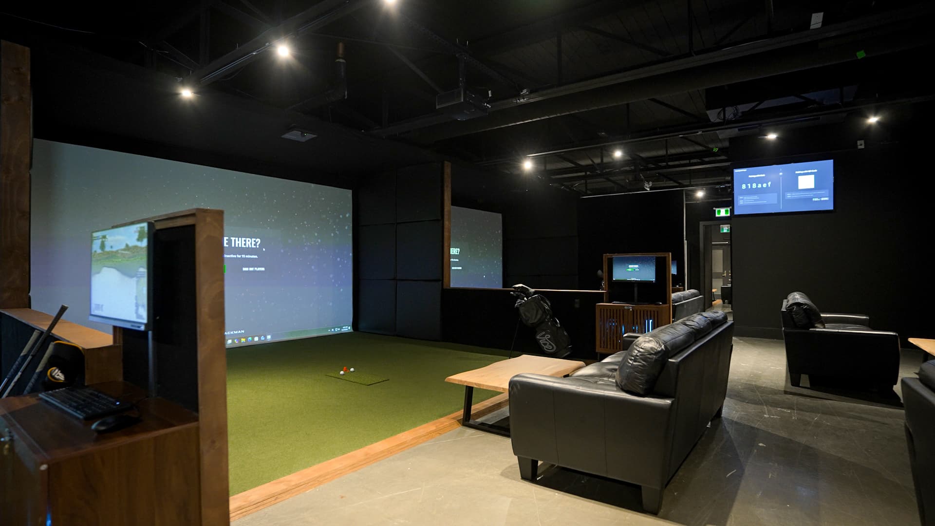 6ix Iron Indoor Golf - Yorkville - Image 7