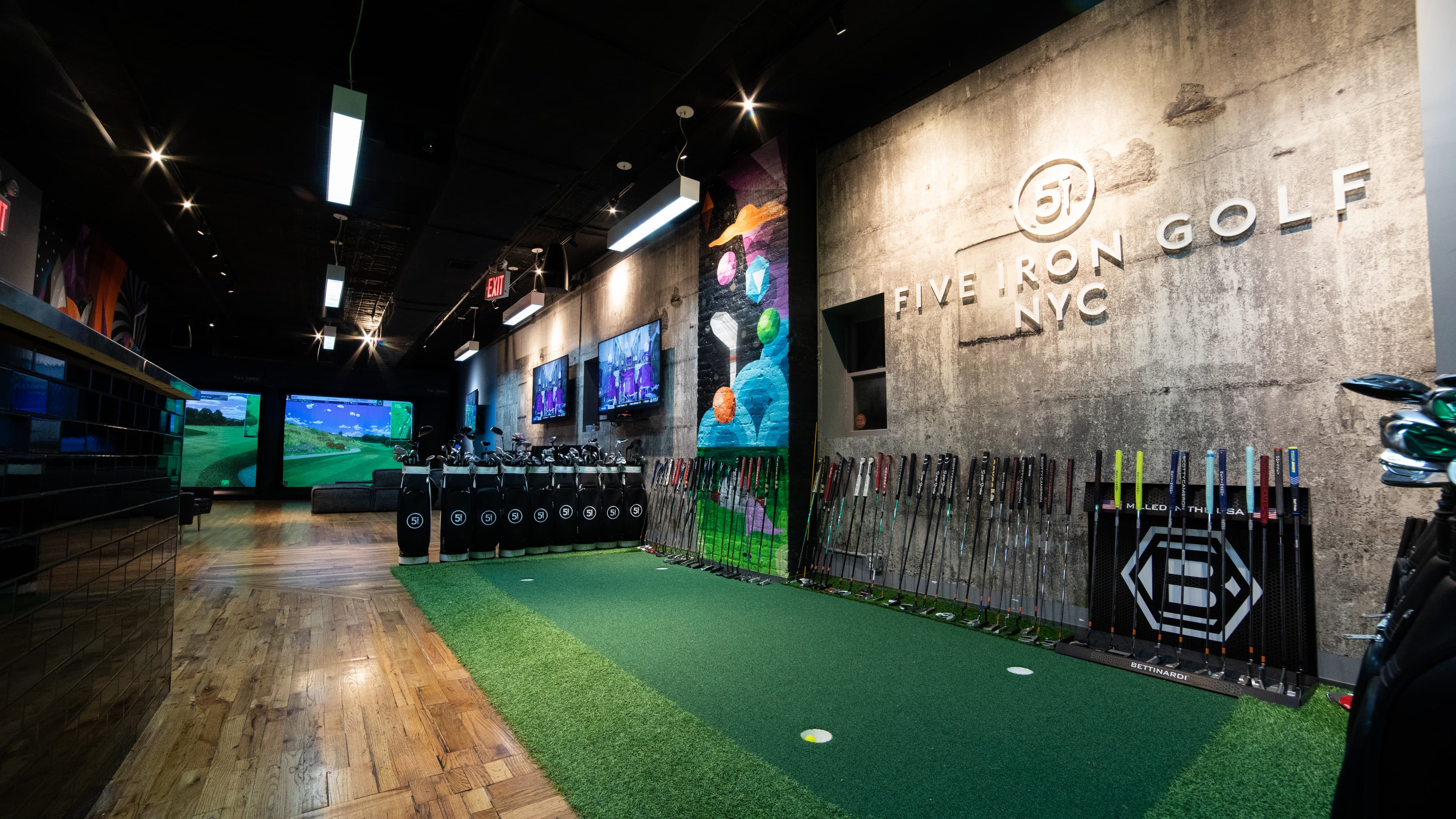 Five Iron Golf - Image 1