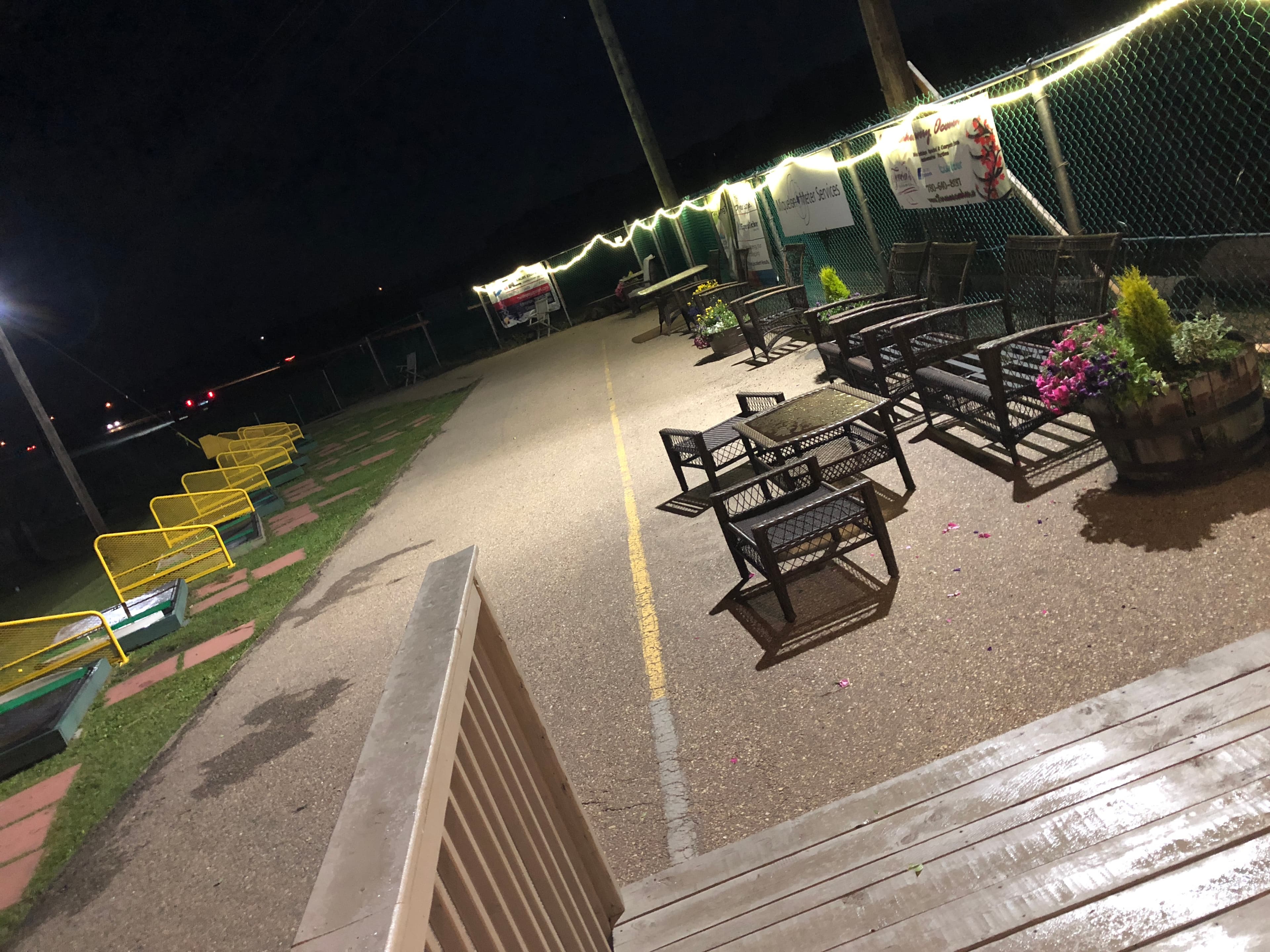 Longshotz Golf Outdoor Range - Image 7