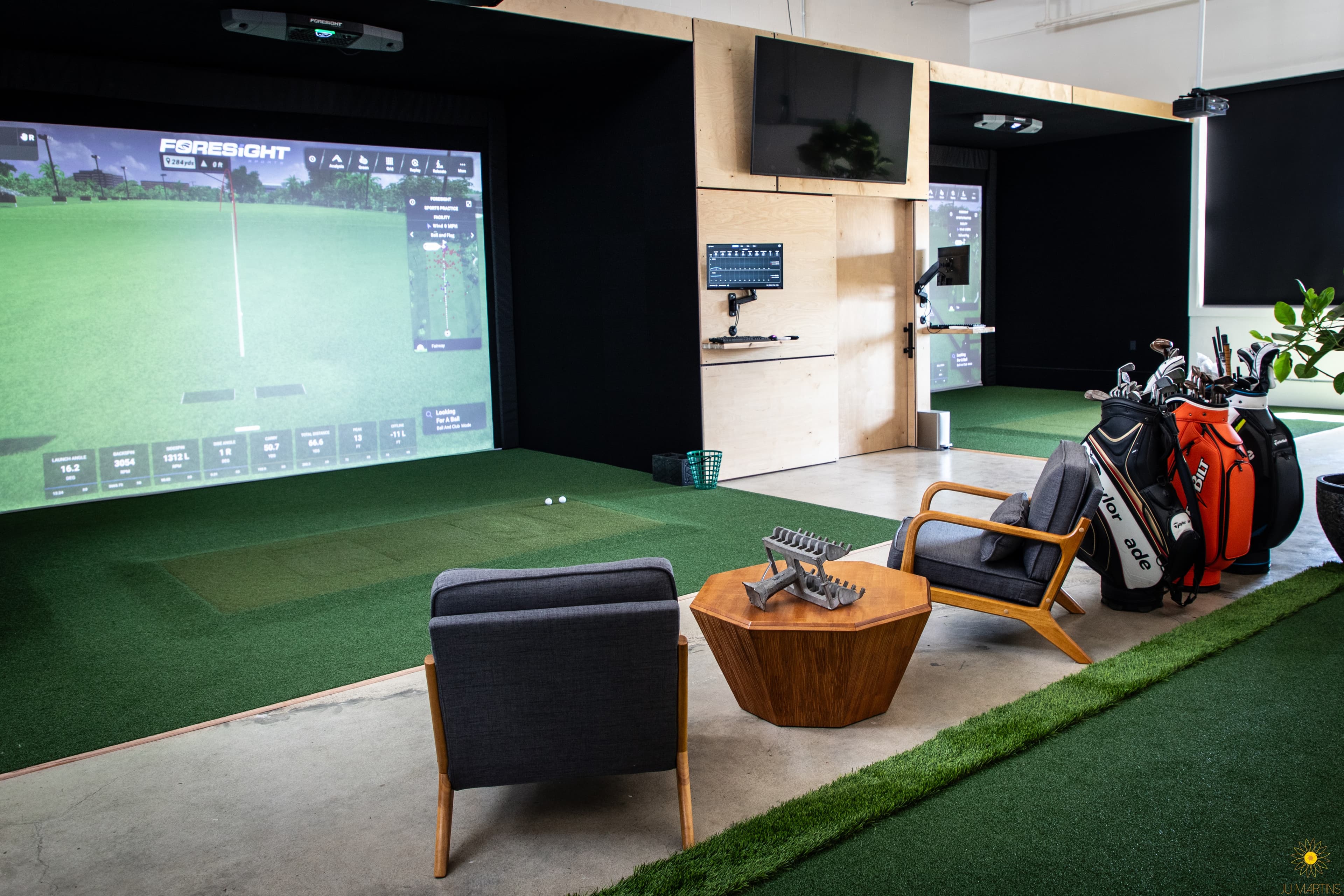 SuperSwings ProShop - Image 6