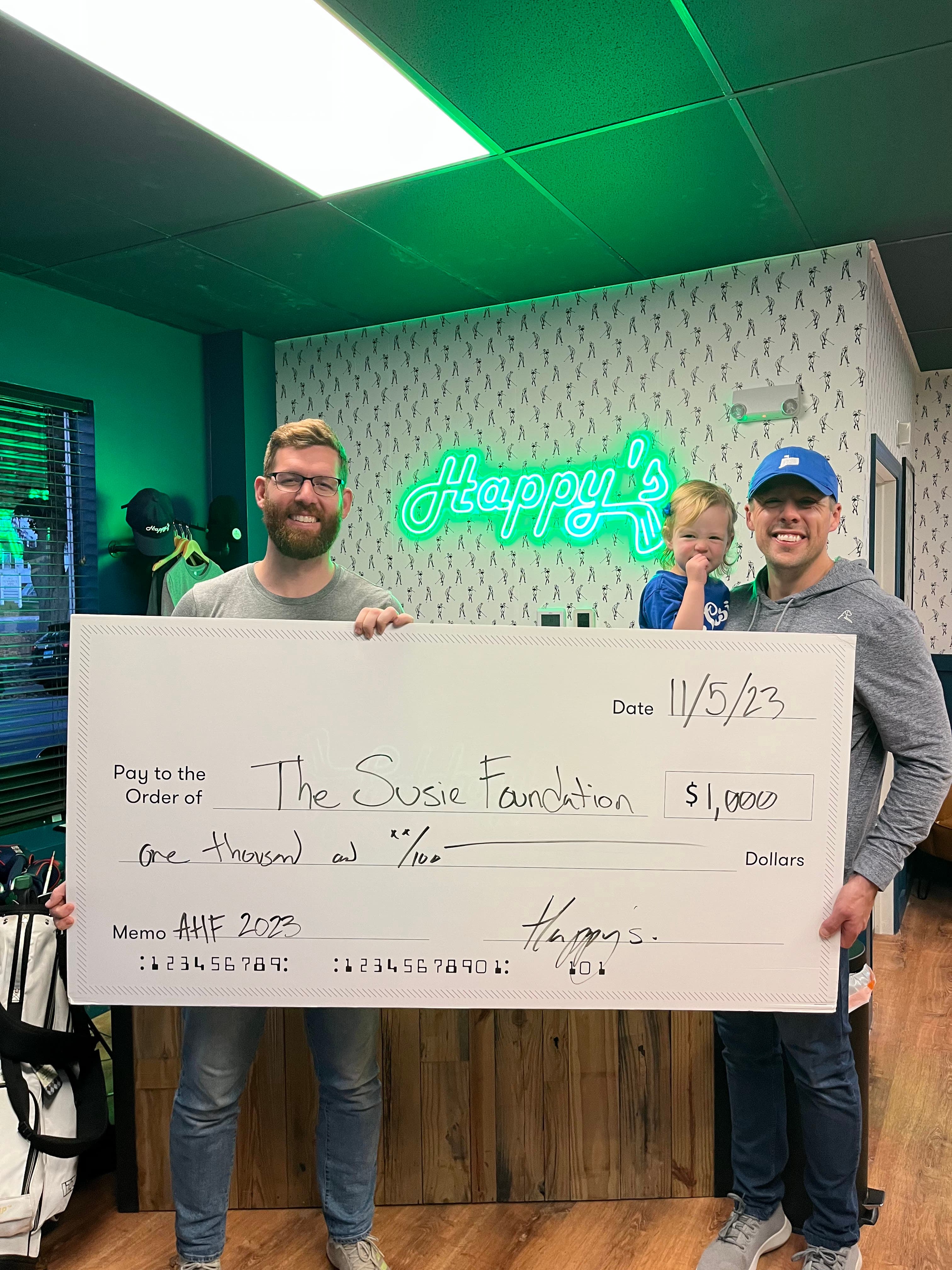 Happy's Indoor Golf - Image 6