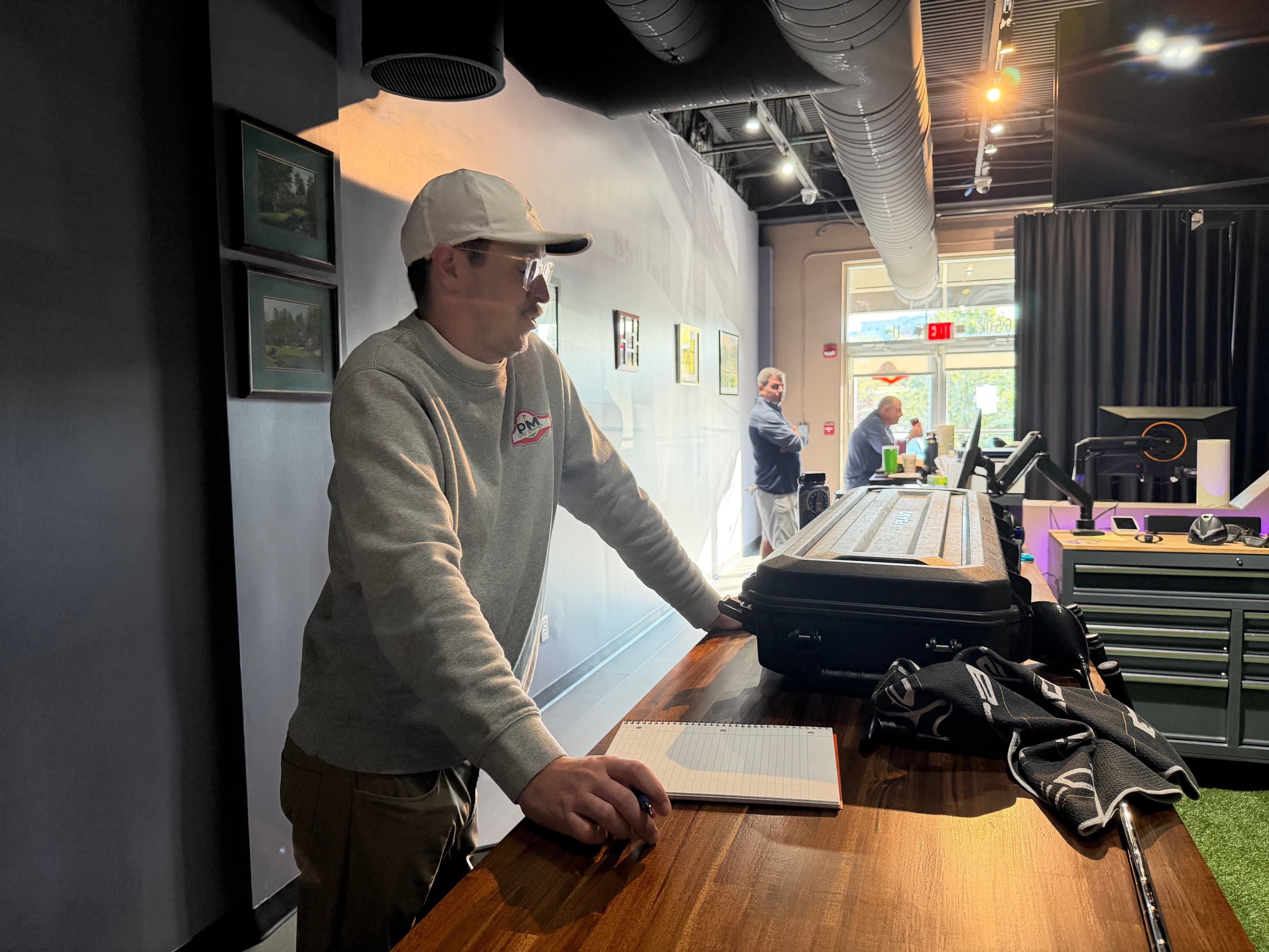 PM Golf Lounge - Image 8