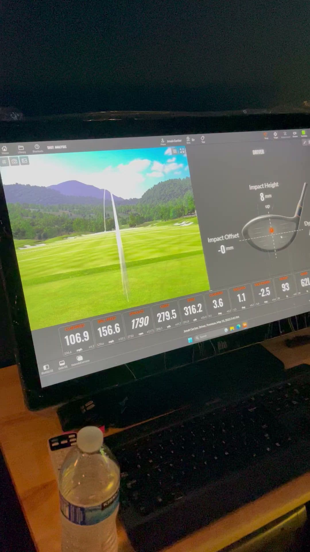 Divot Golf Club - Image 3