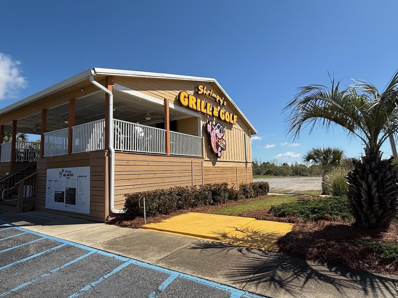 Shrimpy's Grill and Golf - Image 3