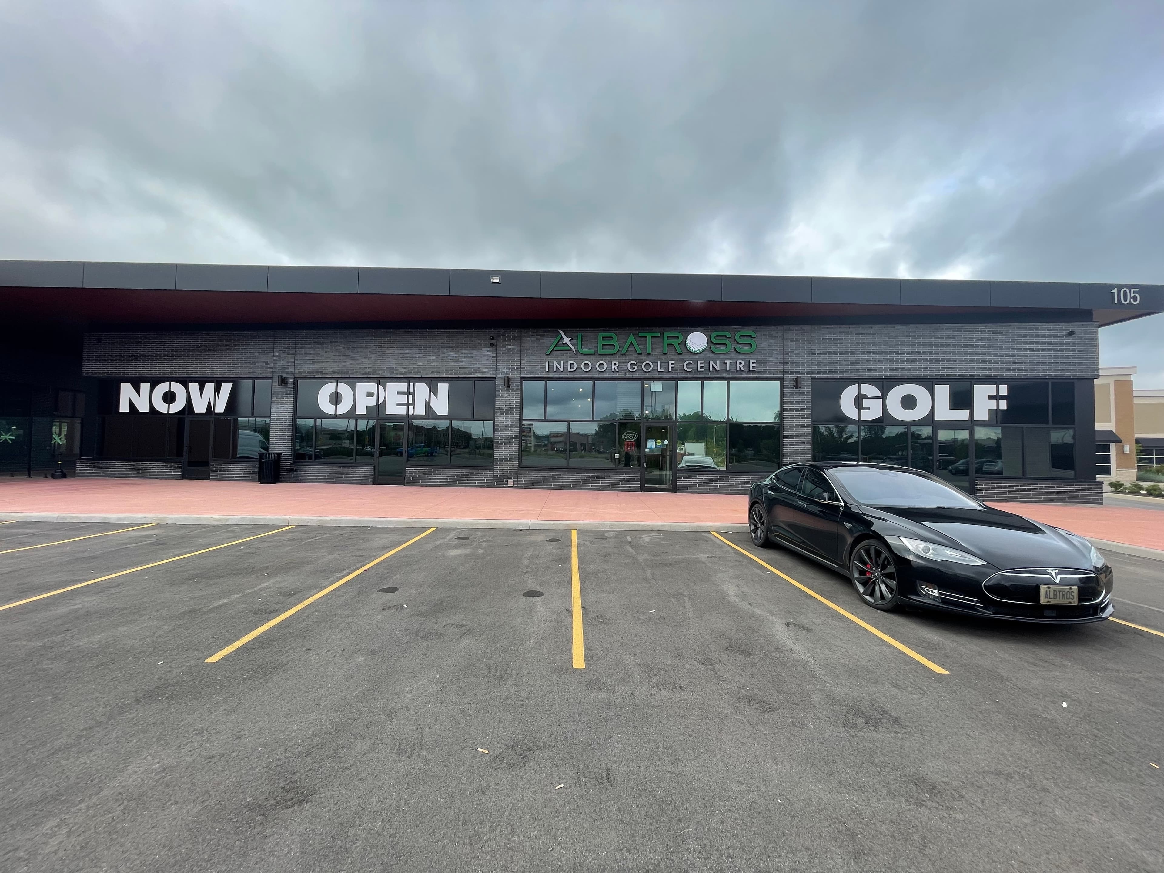 Albatross Indoor Golf Centre - Image 4