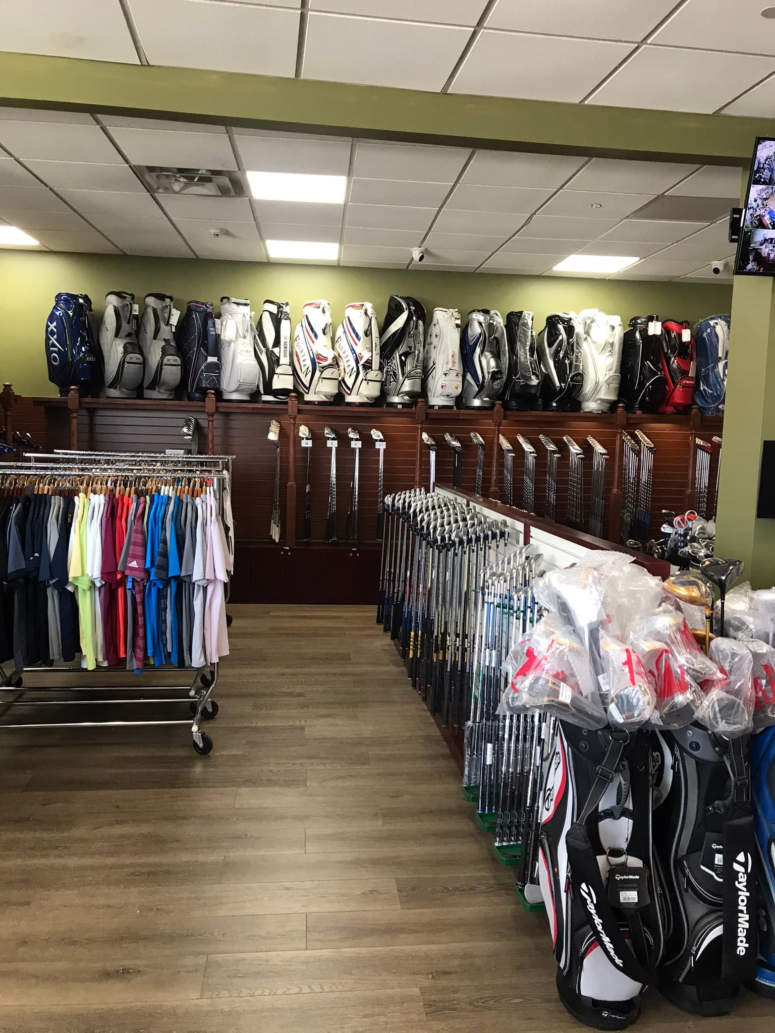 21 Golf Pro Shop - Image 2