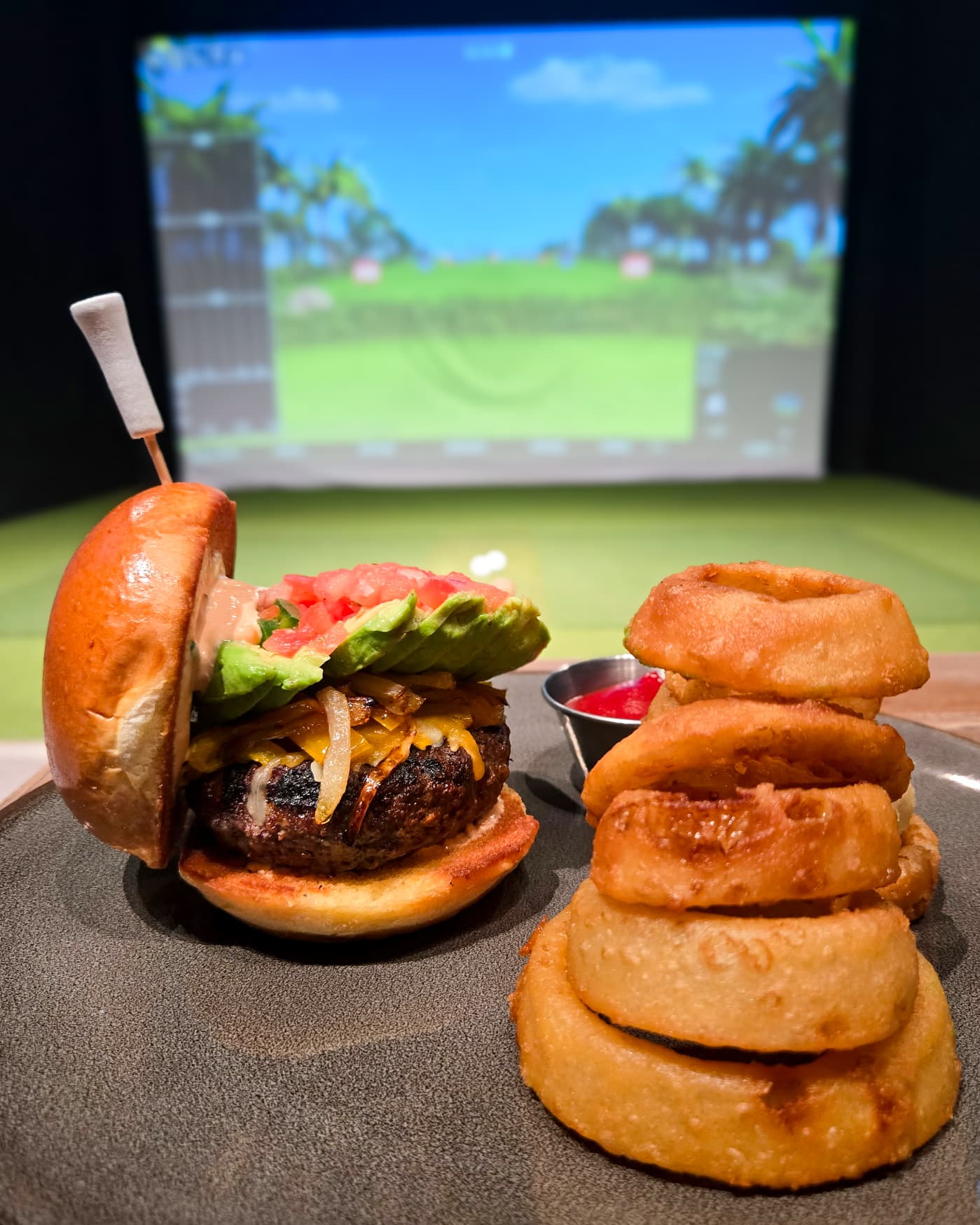 Hackers Bar & Grille - Image 9