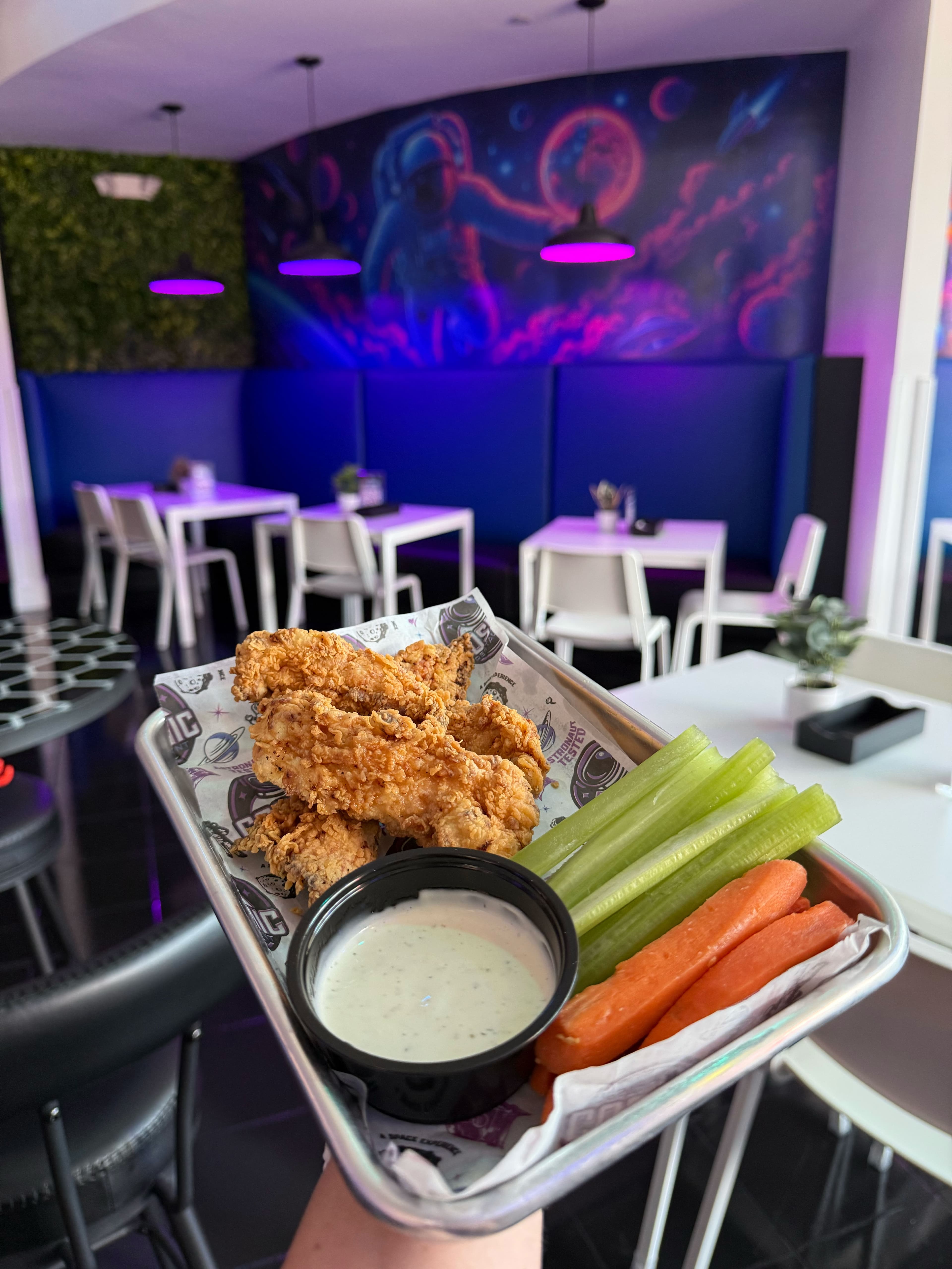 Cosmic Restaurant Alpharetta - Image 4