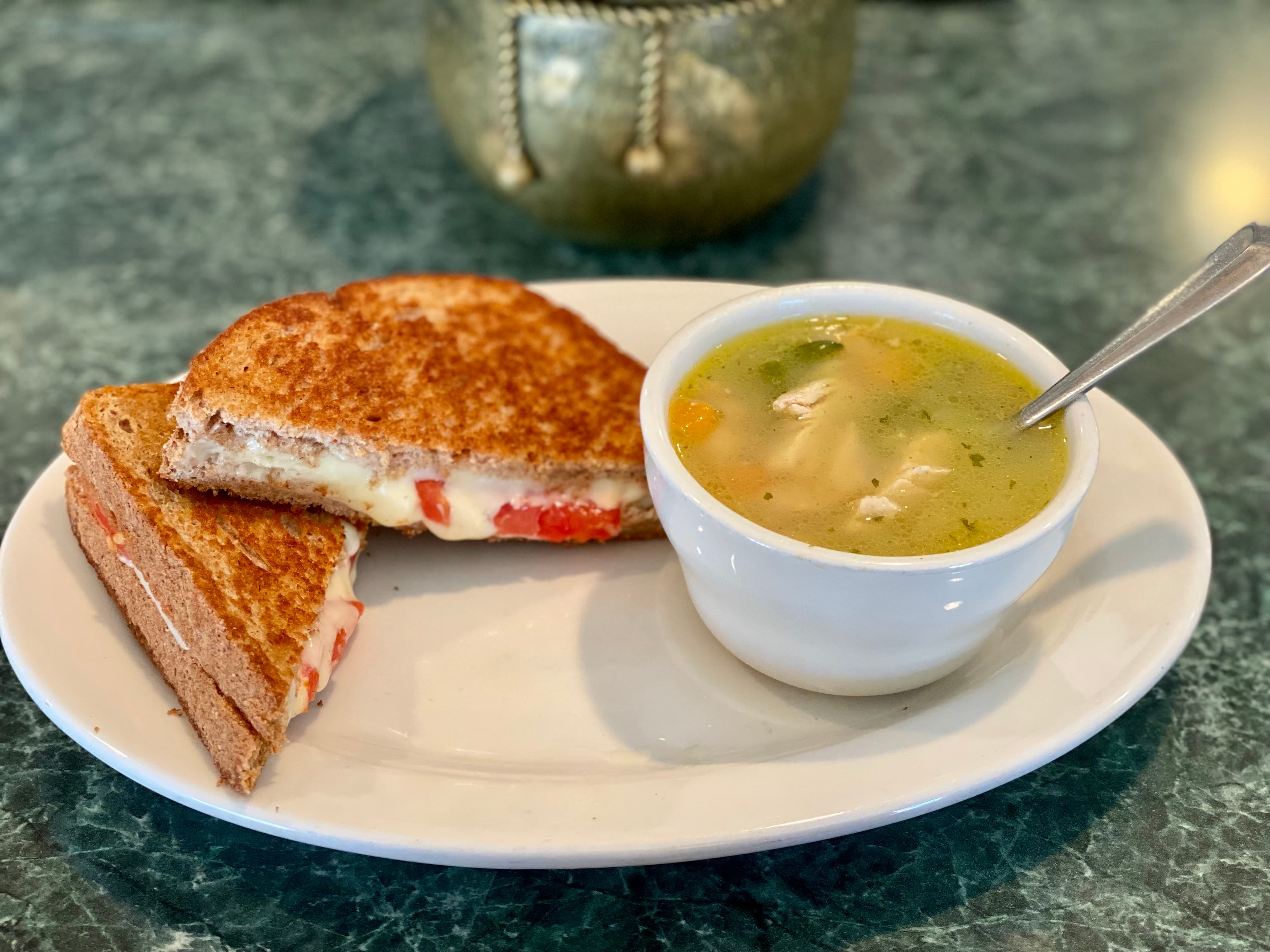 Broken putter grille room - Image 7