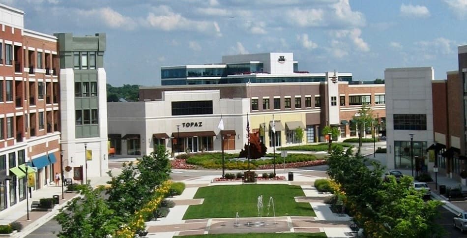 Elevation Golf & Fitness BURR RIDGE - Image 9