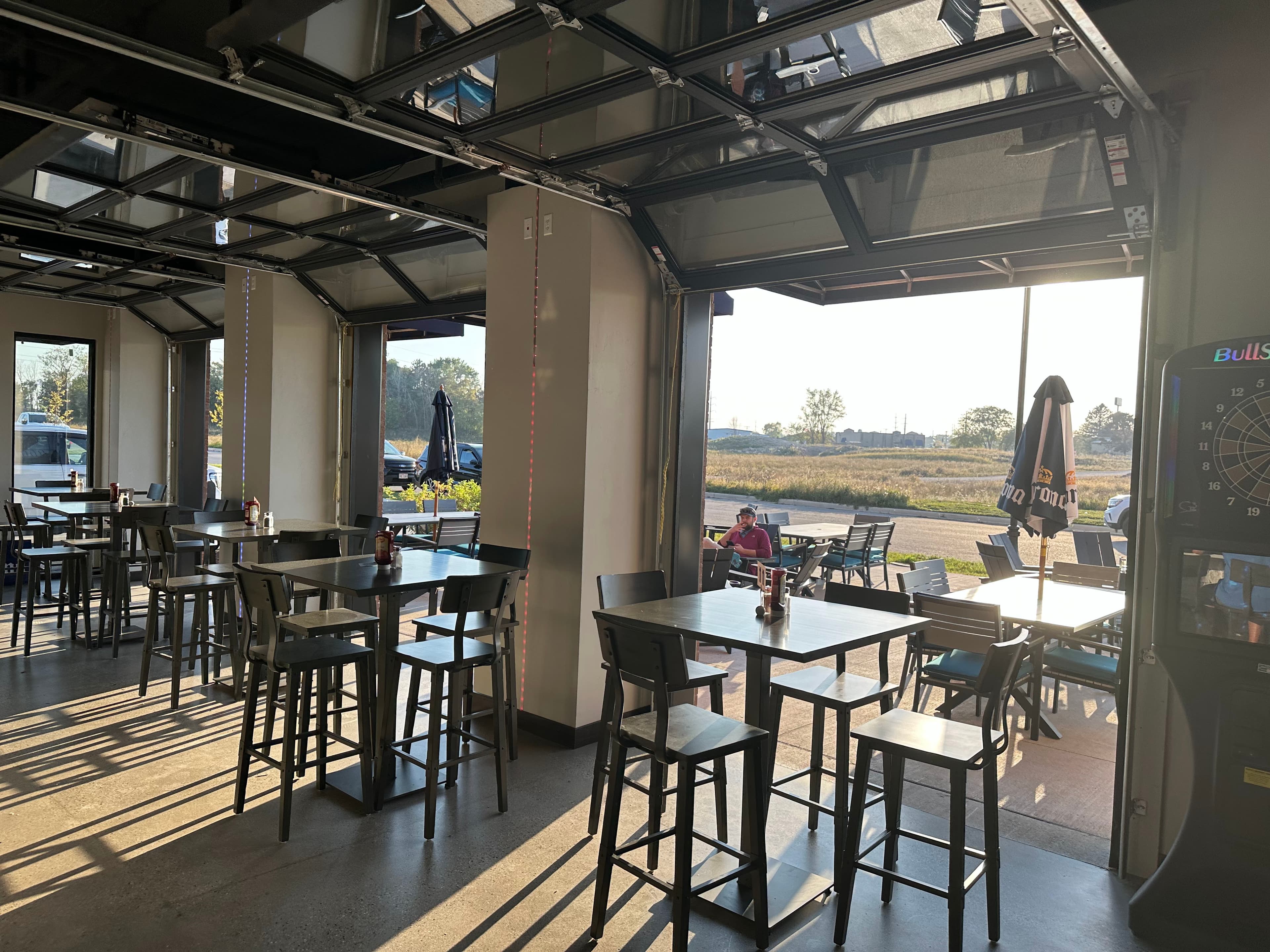 Golf 365 North Town - Image 4