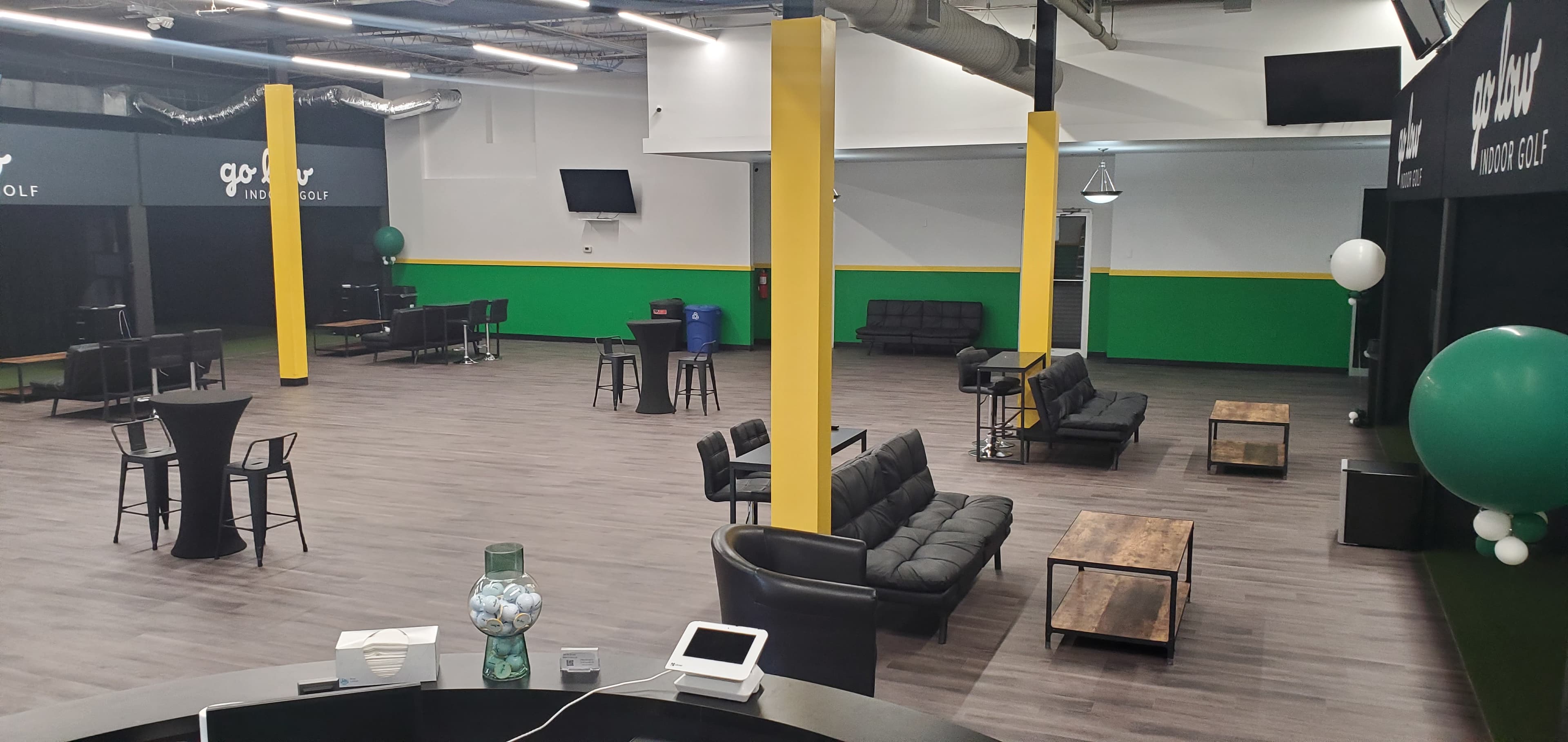 Go Low Indoor Golf - Image 3