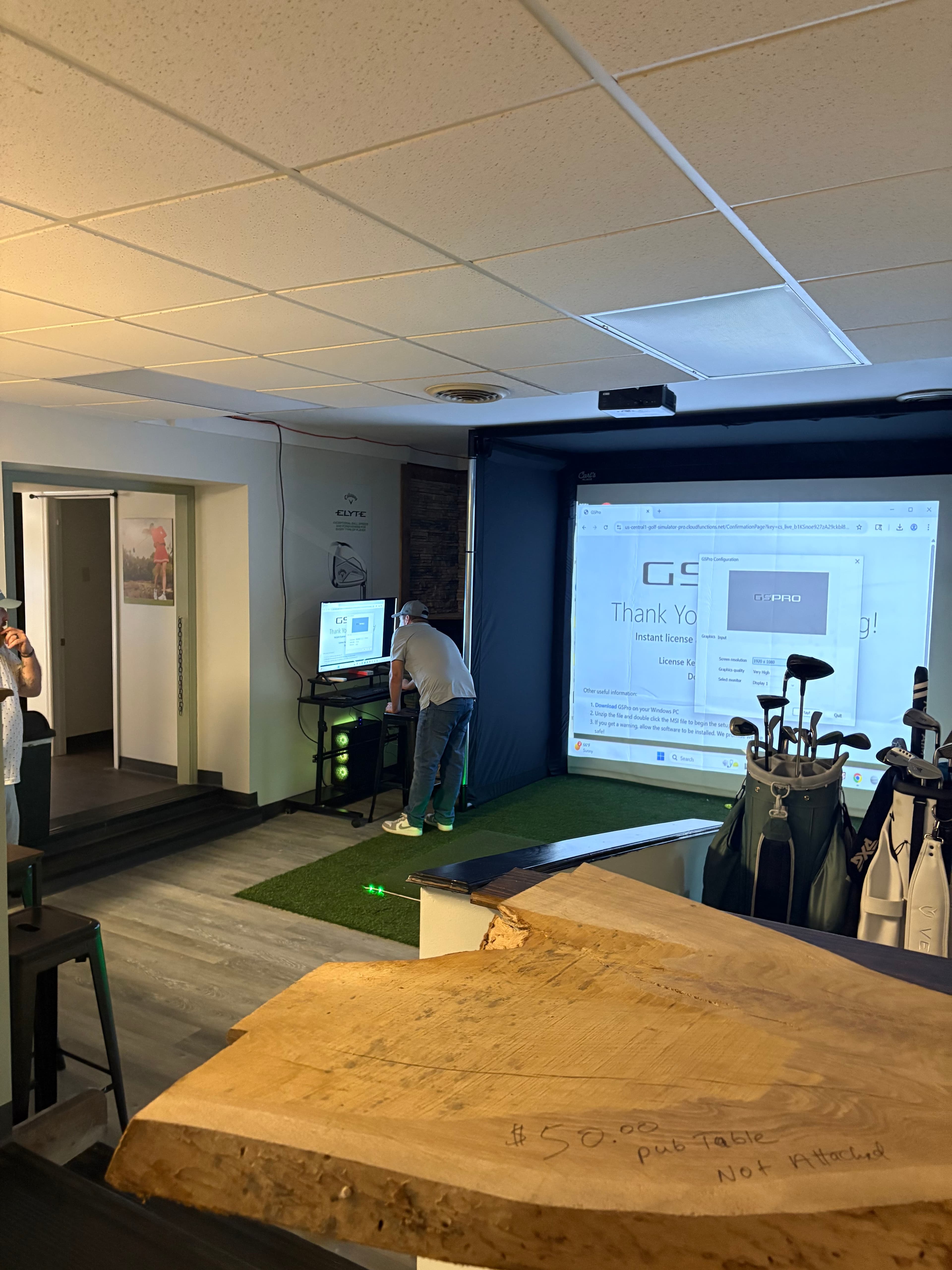 2 Birdies Golf Club - Image 1