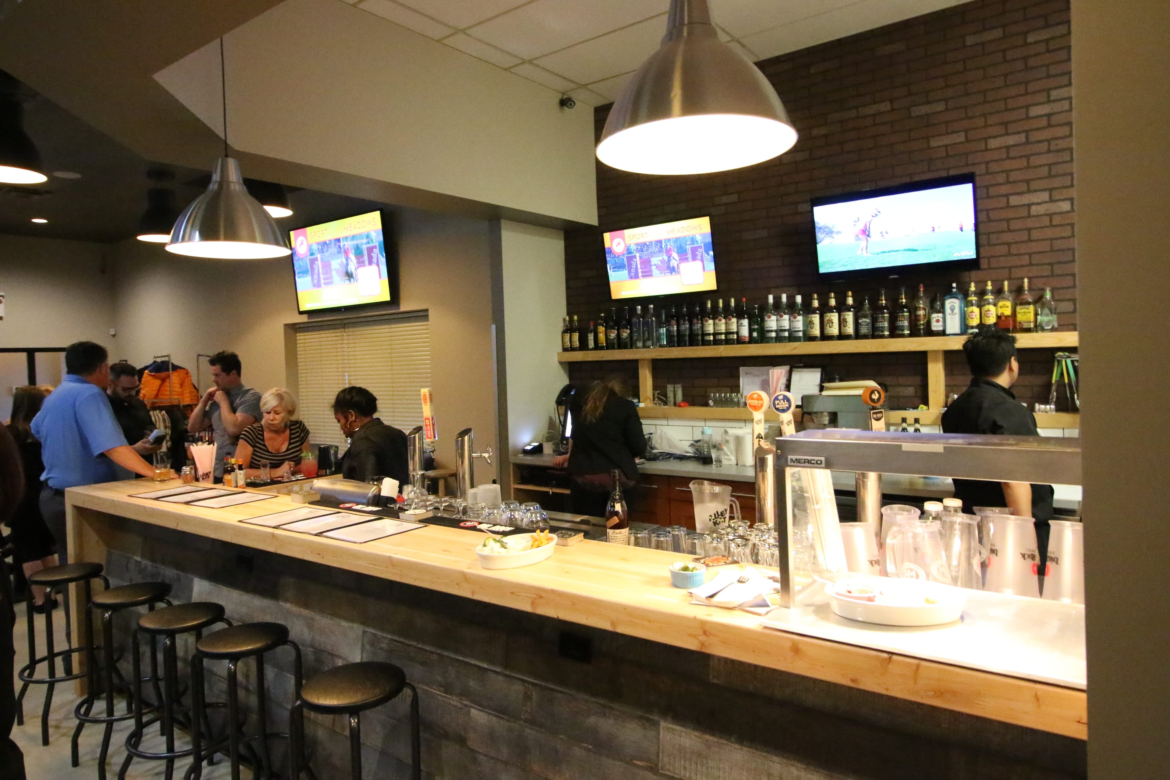 The Golf Den Inc. - Image 8