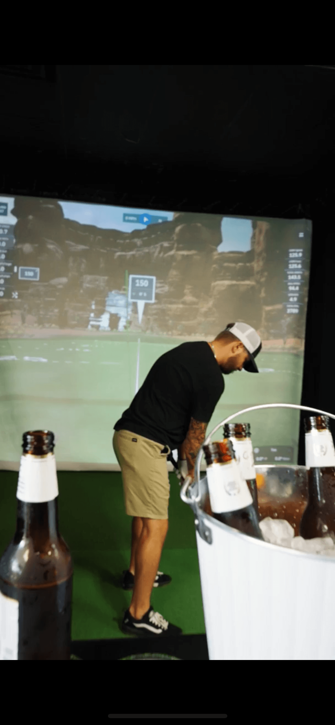 NB Par Tee Haus - Image 9