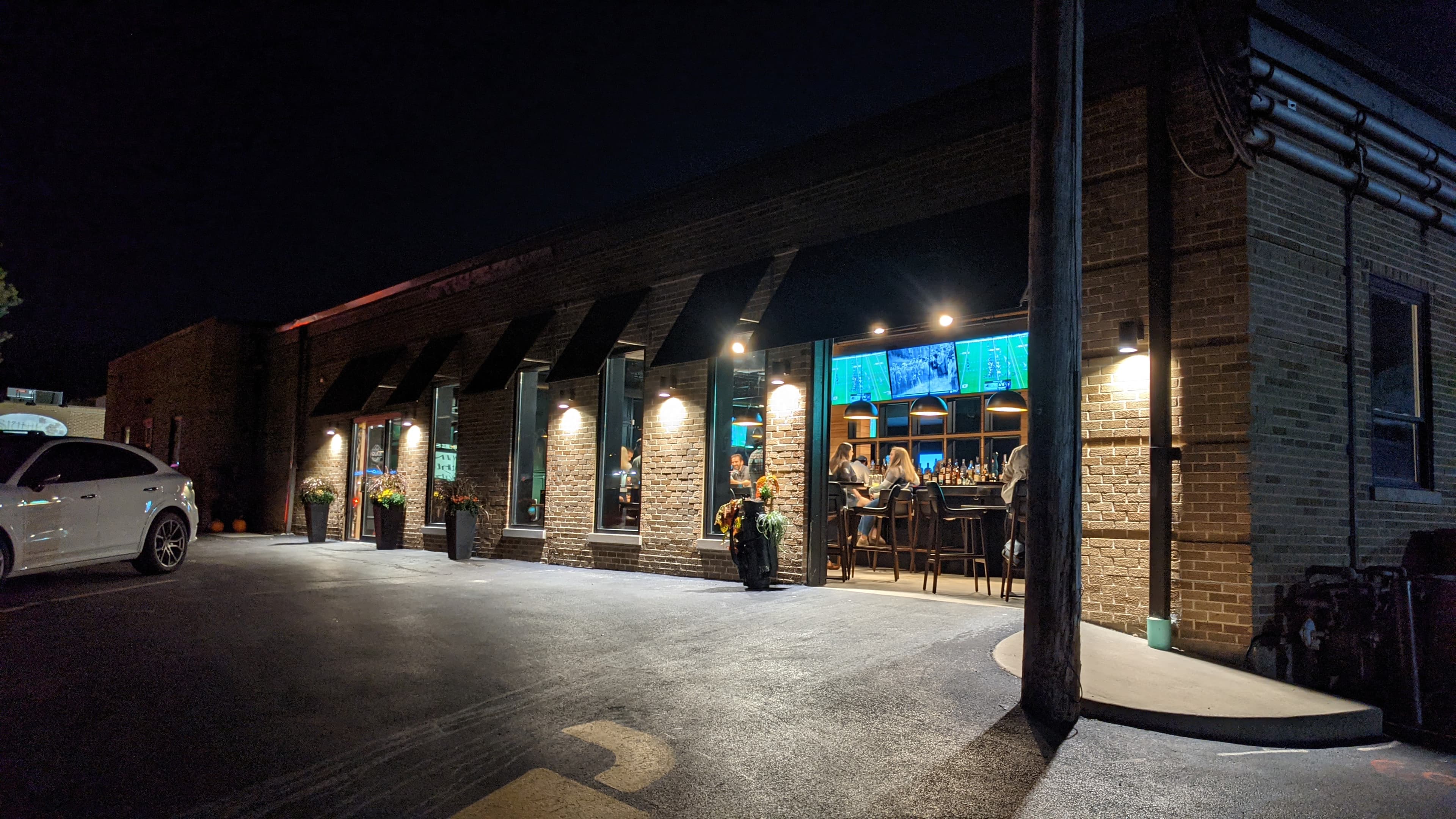 The Shack Indoor Golf Club - Image 3