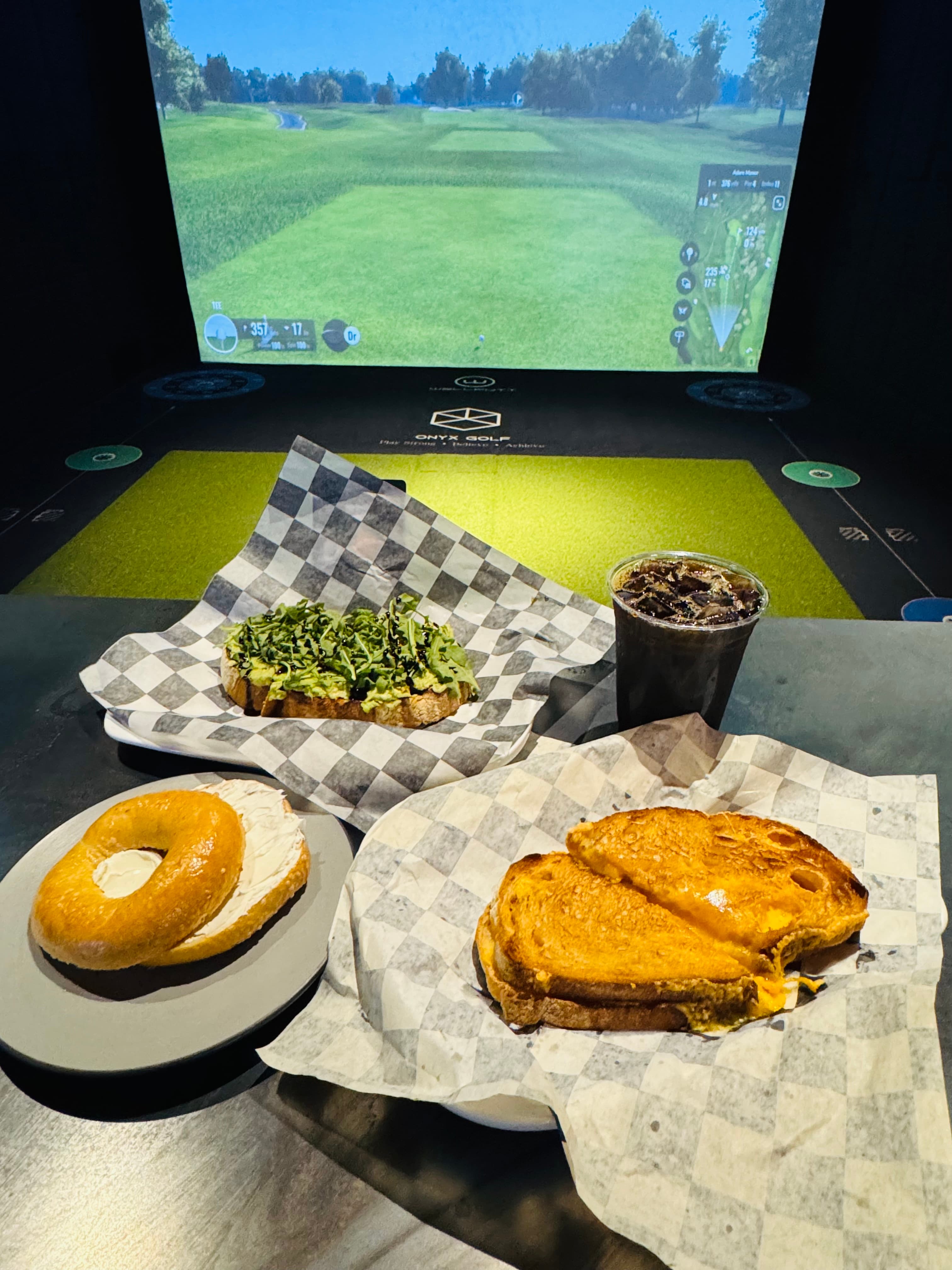 Onyx Indoor Golf & Cafe - Image 8