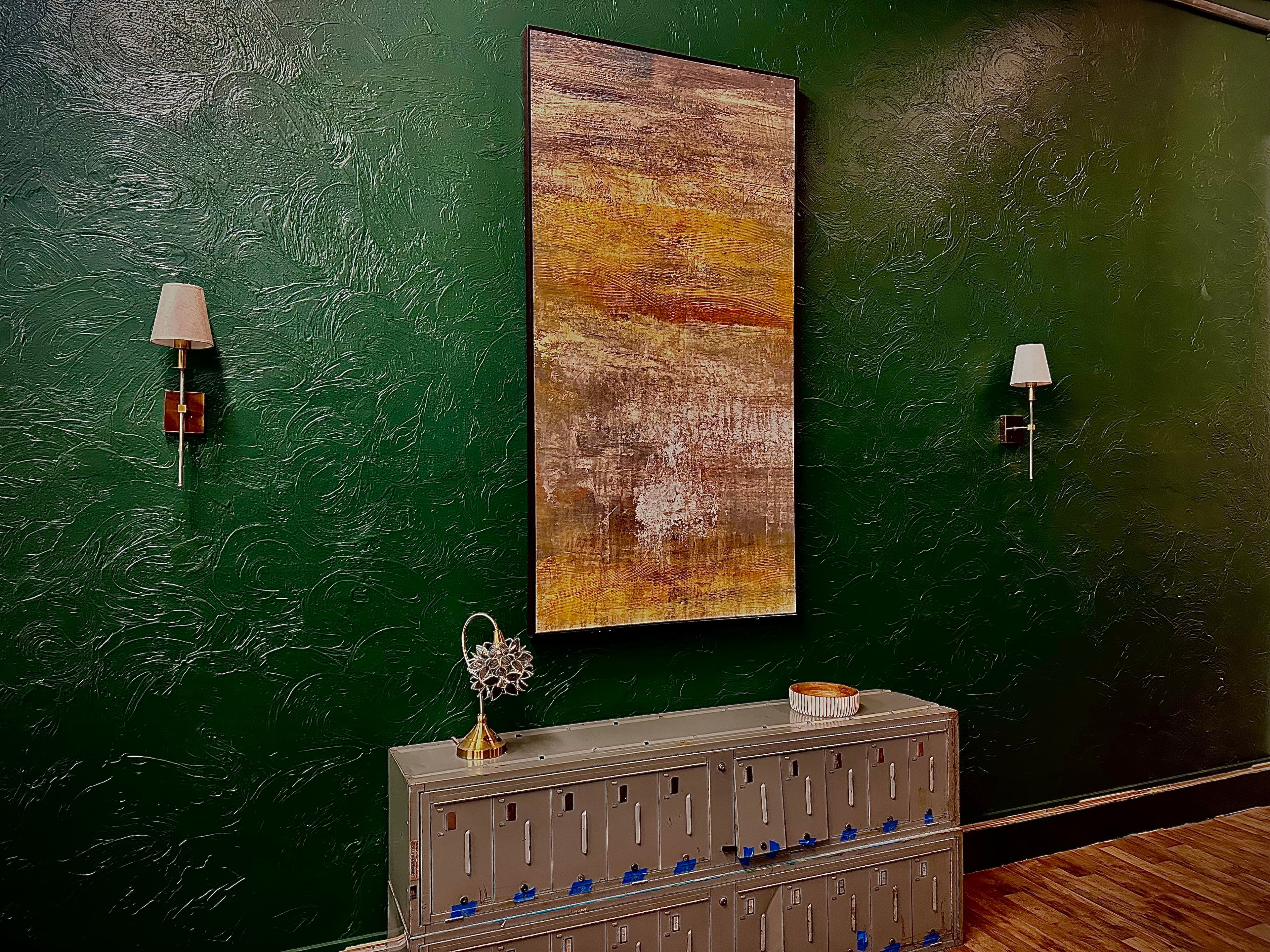 Bunkers clubhouse - Image 3