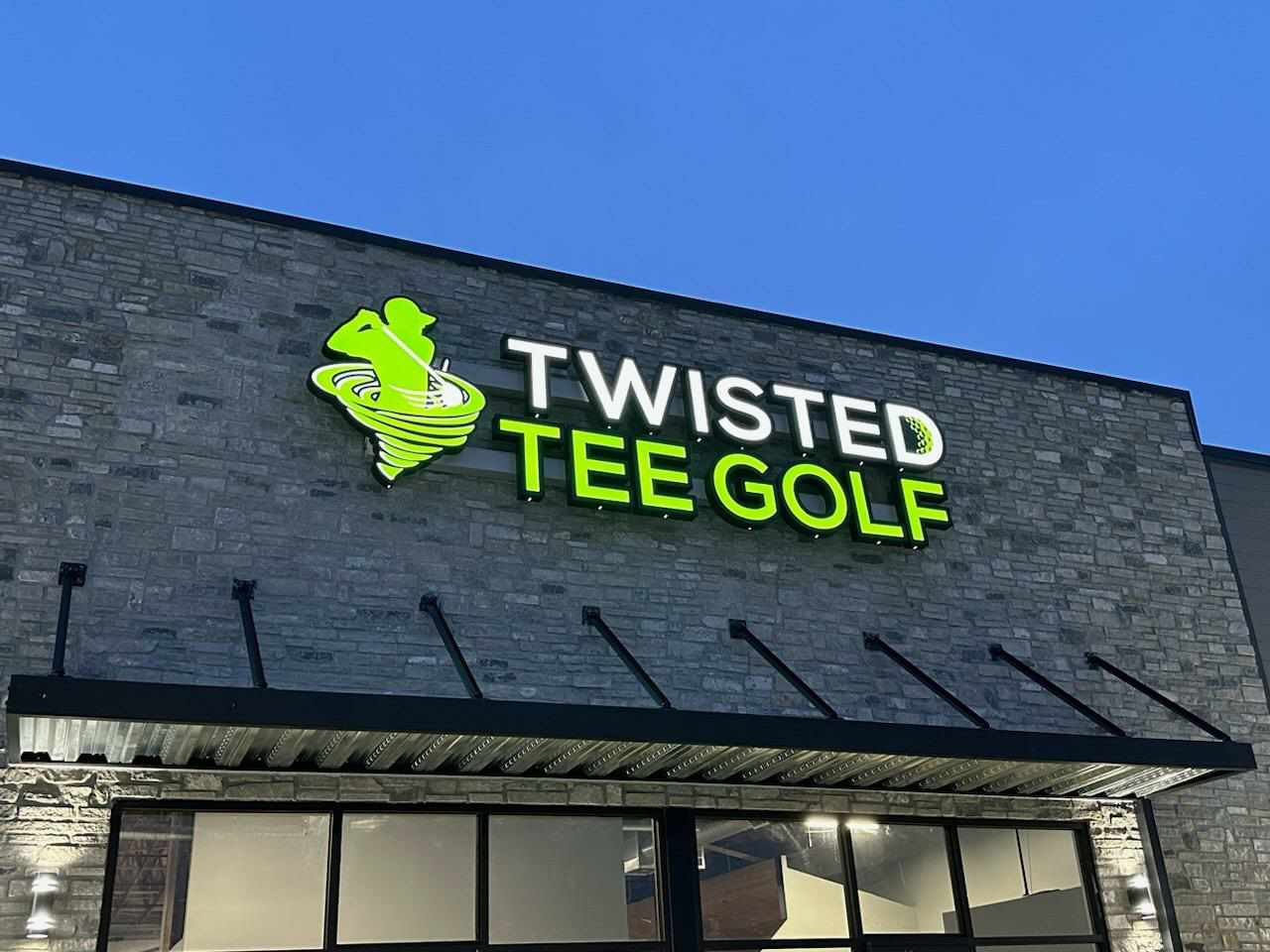 Twisted Tee Golf - Image 1