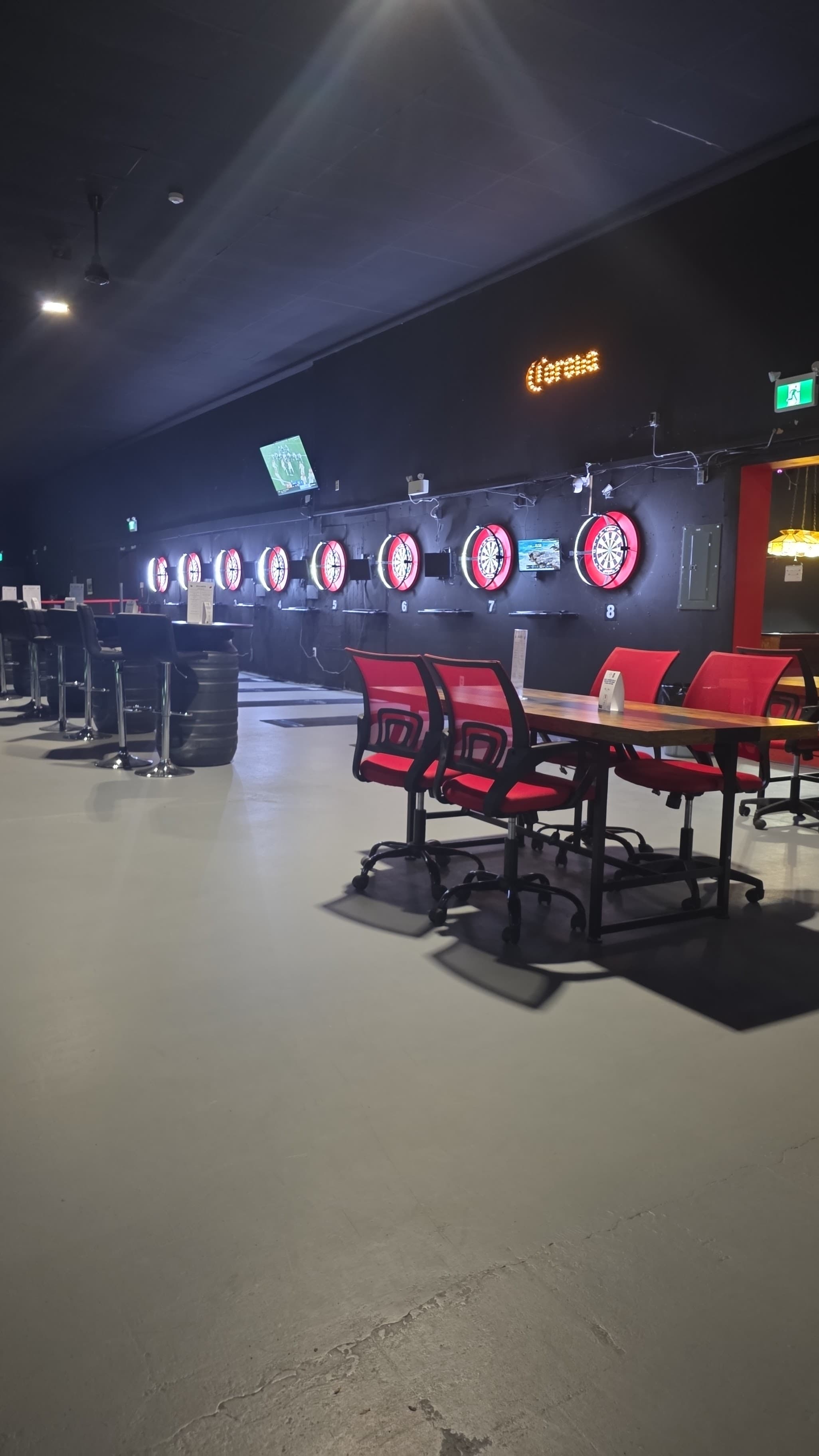 Bullseye Golf Sims Indoor Golf Centre - Image 9