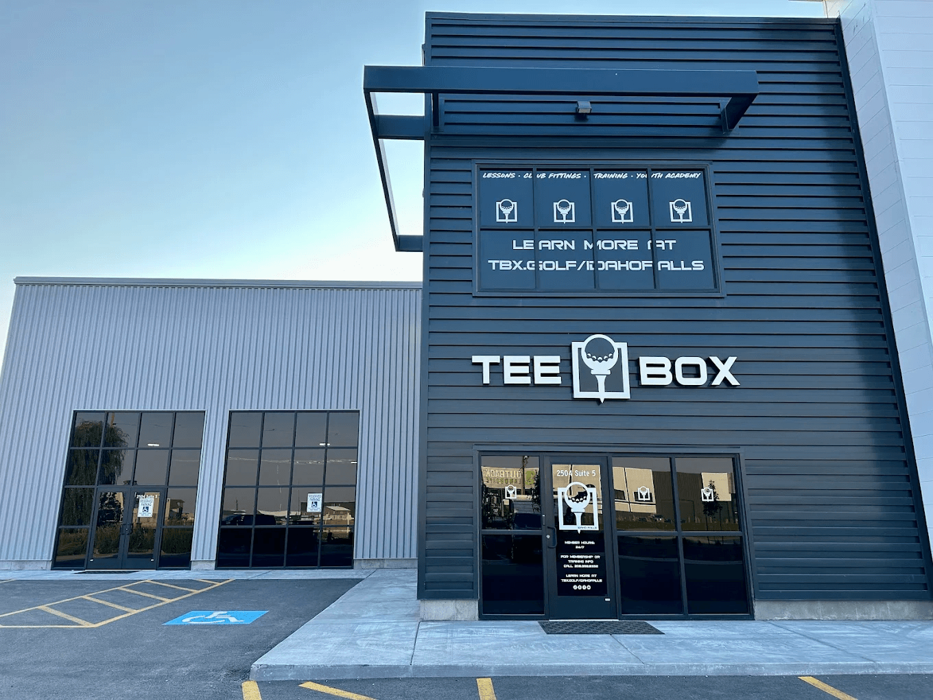 Tee Box Idaho Falls - Image 4