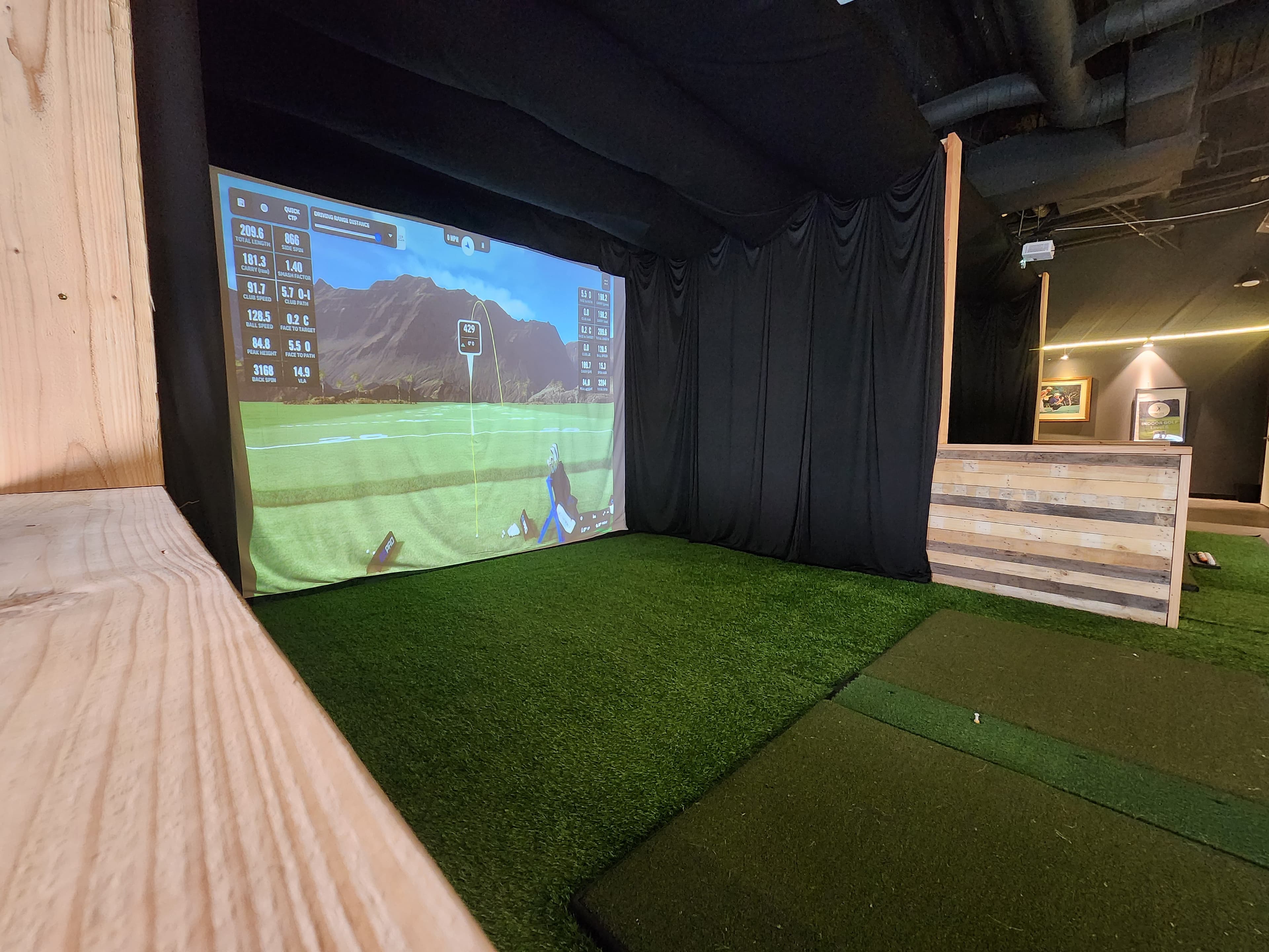 Whack-it Golf - Indoor Golf Simulator - Image 7