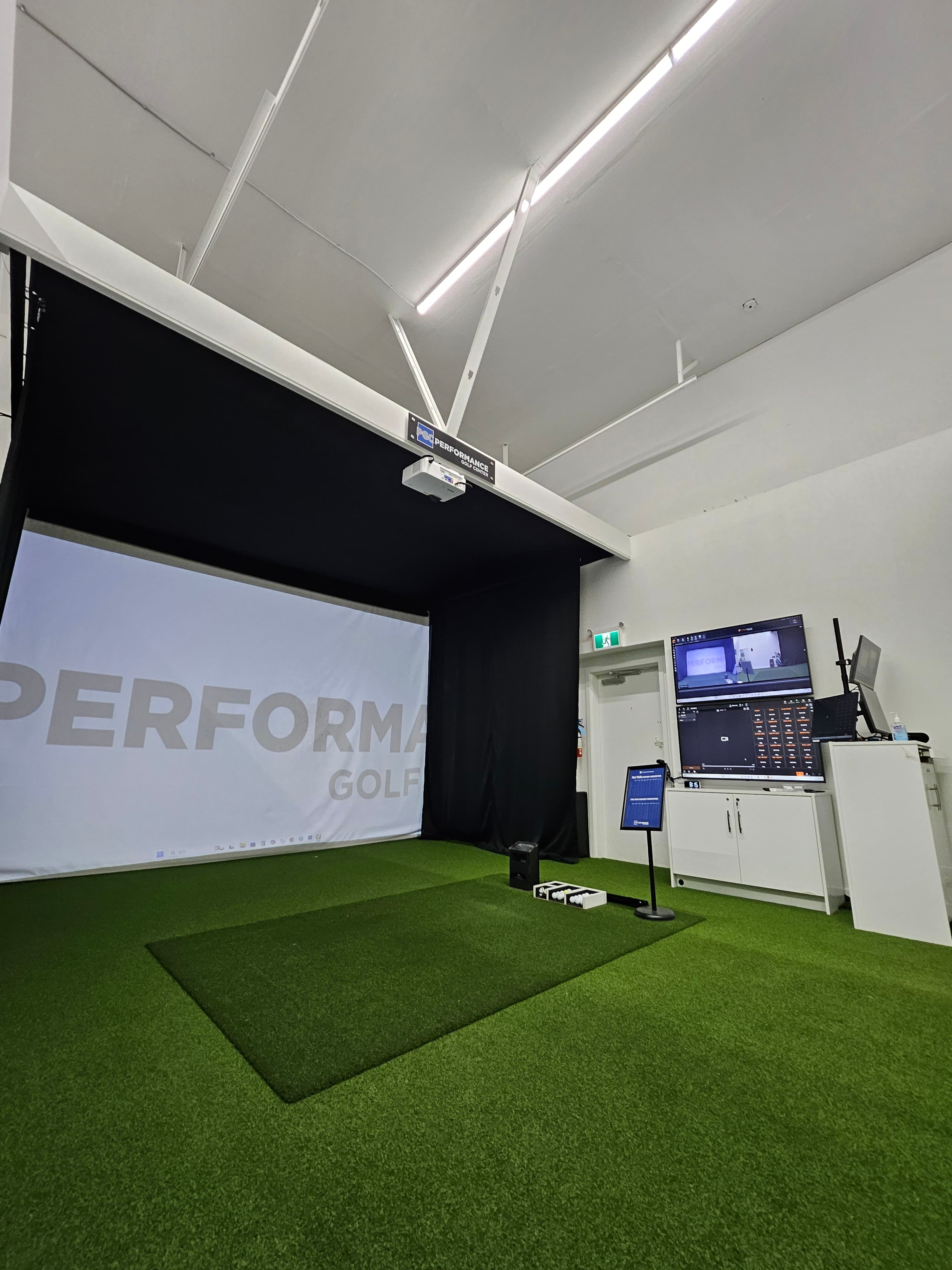 PGC(Performance Golf Center) - Image 1