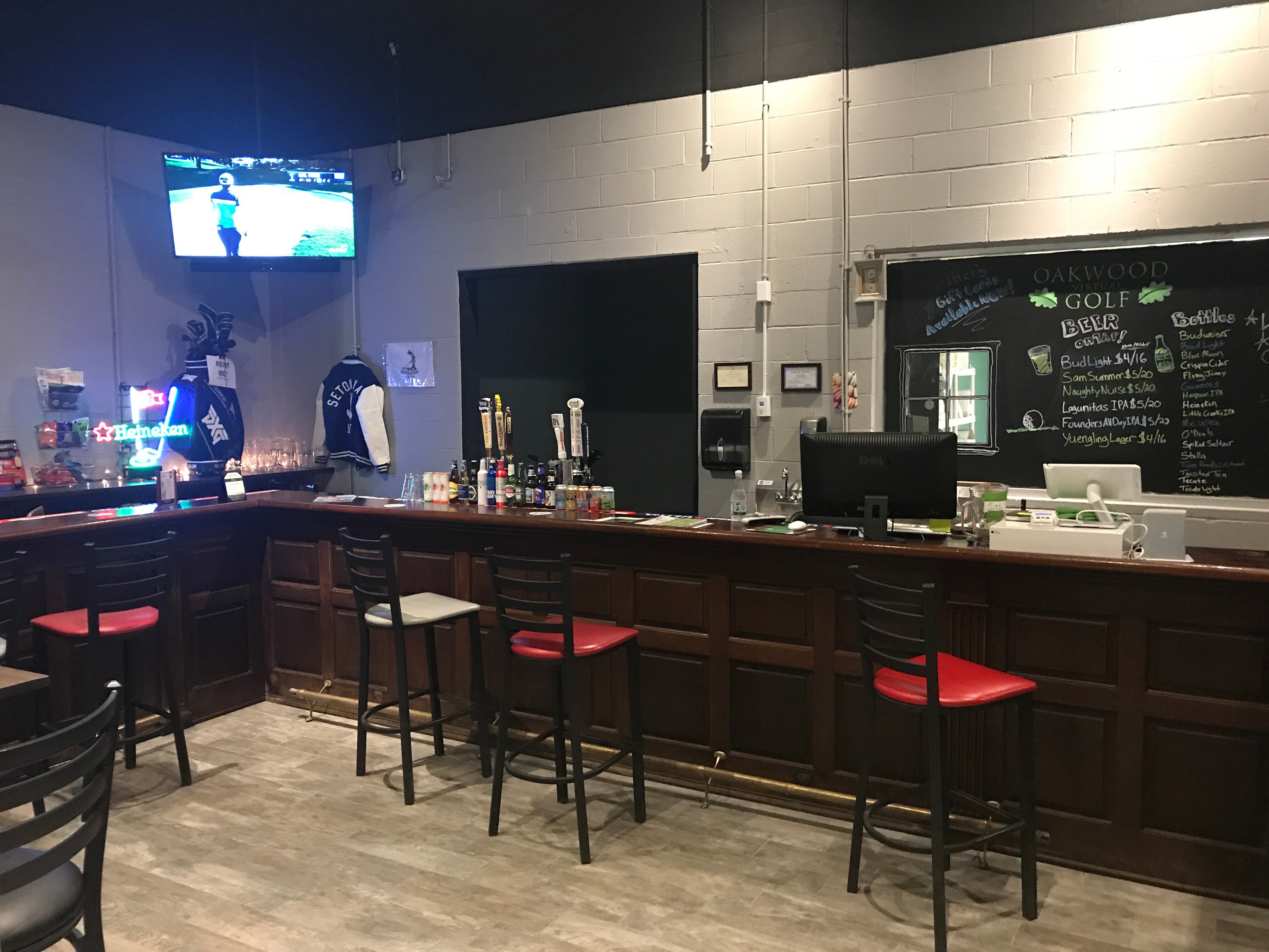 Oakwood Virtual Golf - Image 5